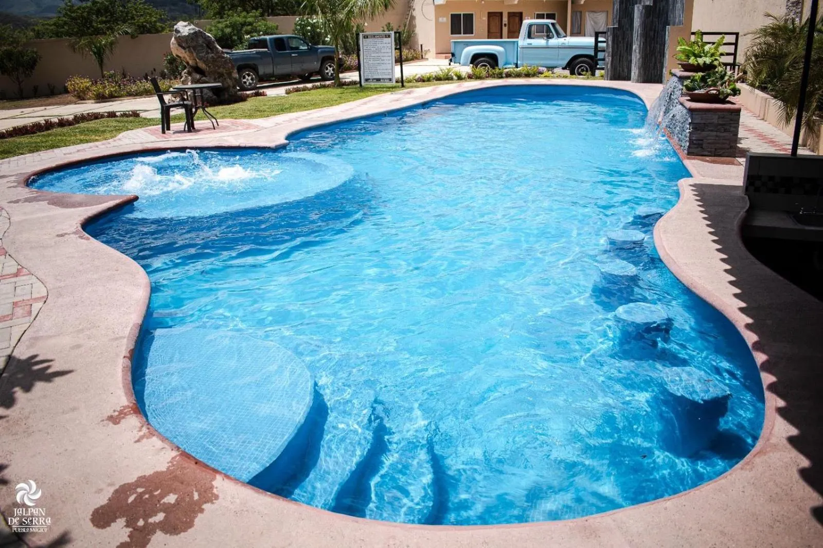 Swimming pool in Hotel y Restaurante Villas Del Sol Jalpan de Serra