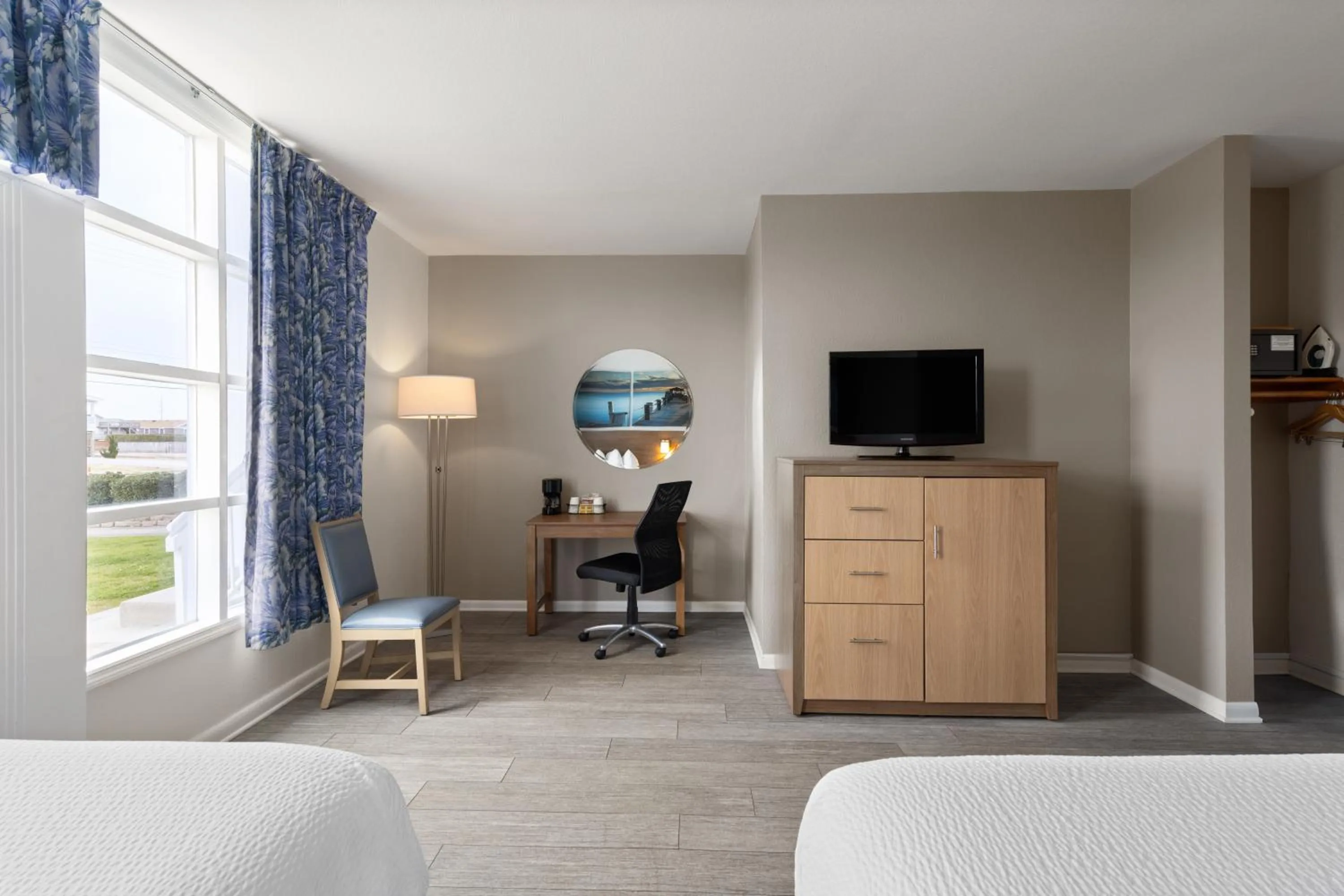 Days Inn by Wyndham Kill Devil Hills Oceanfront - Wilbur