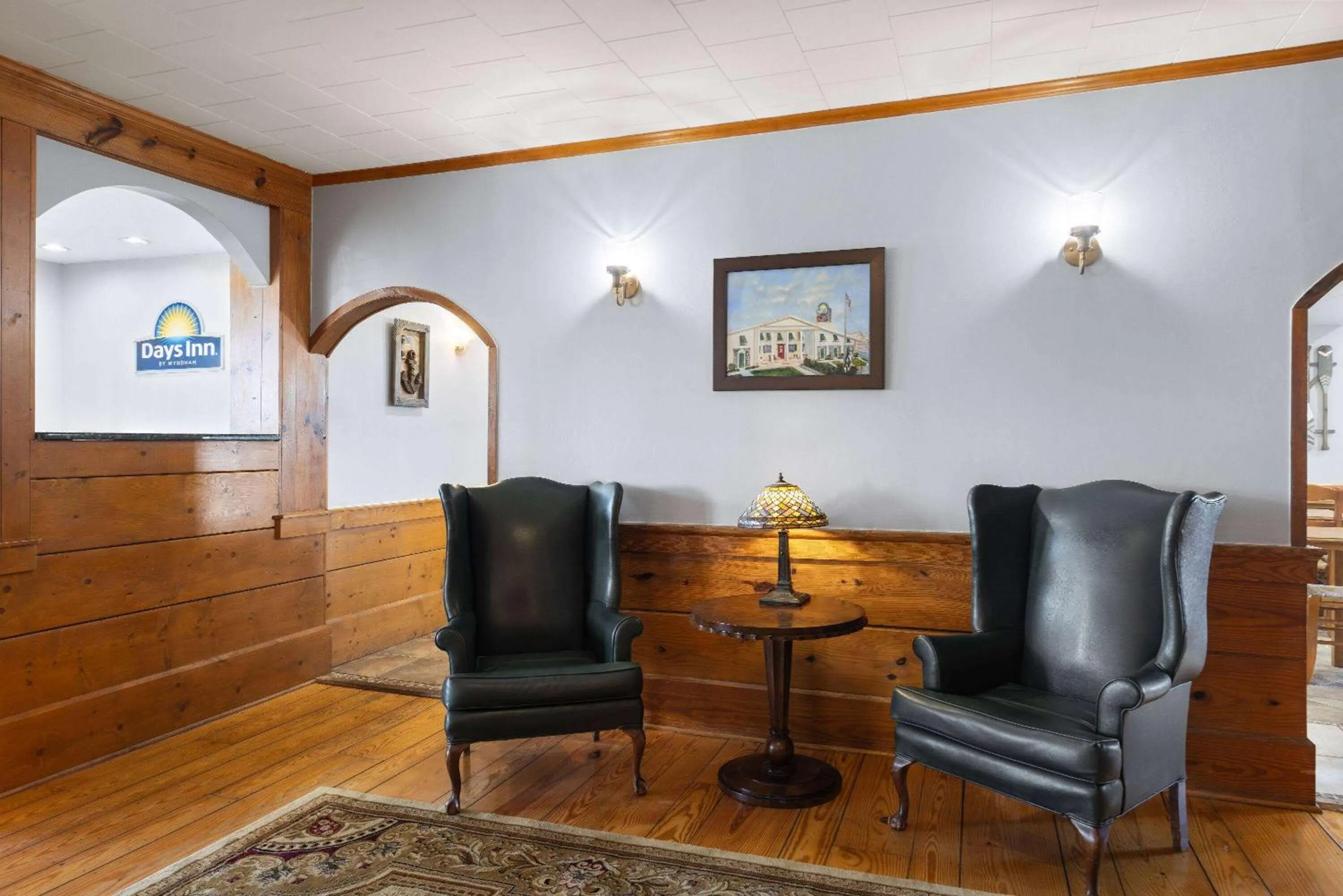 Lobby or reception in Days Inn by Wyndham Kill Devil Hills Oceanfront - Wilbur