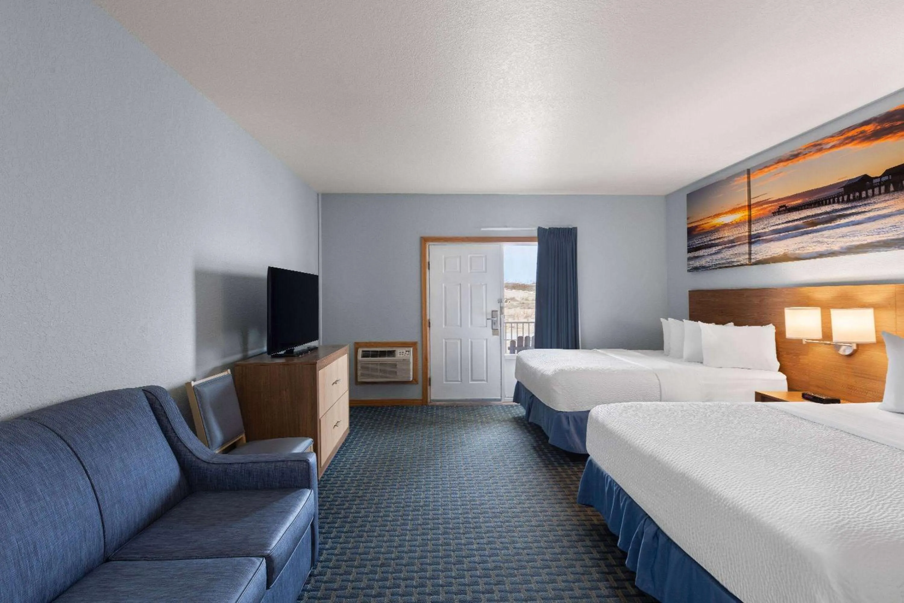 Photo of the whole room, Bed in Days Inn by Wyndham Kill Devil Hills Oceanfront - Wilbur