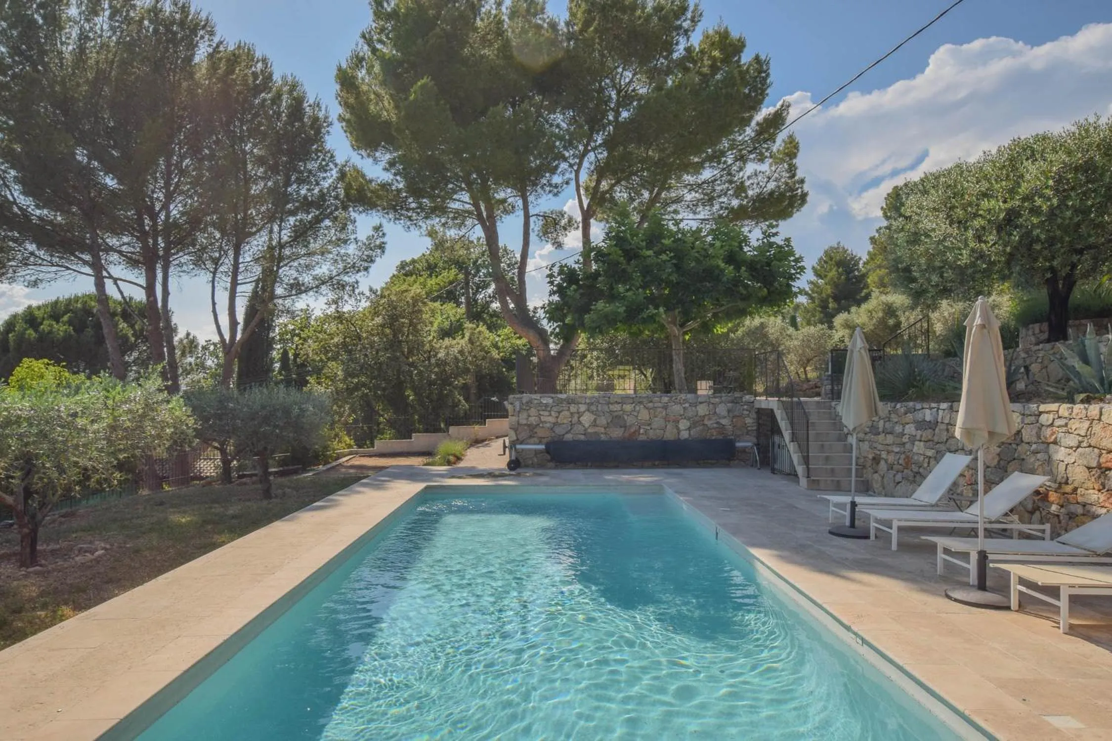 Swimming pool in Le Clos en Provence