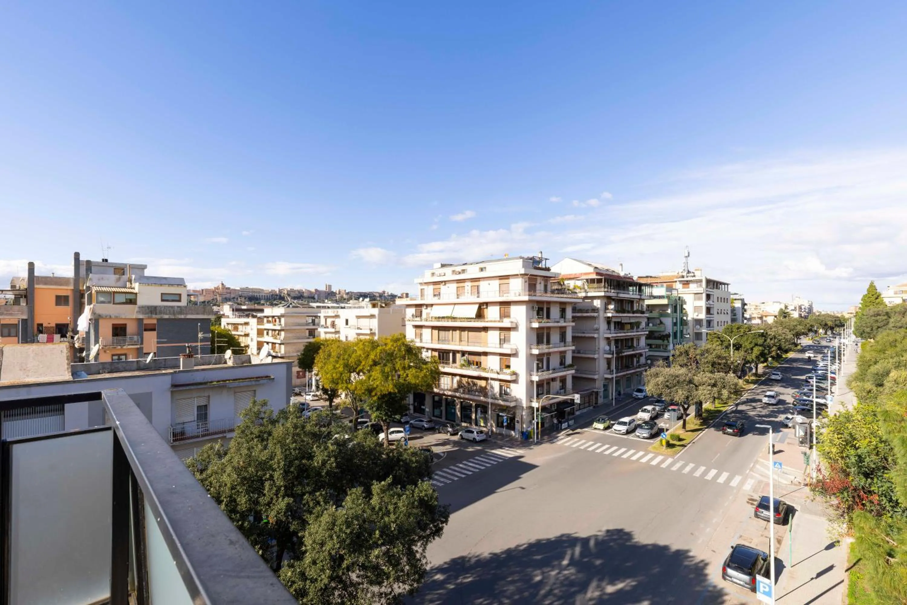 Day in Mapi’s Rooms