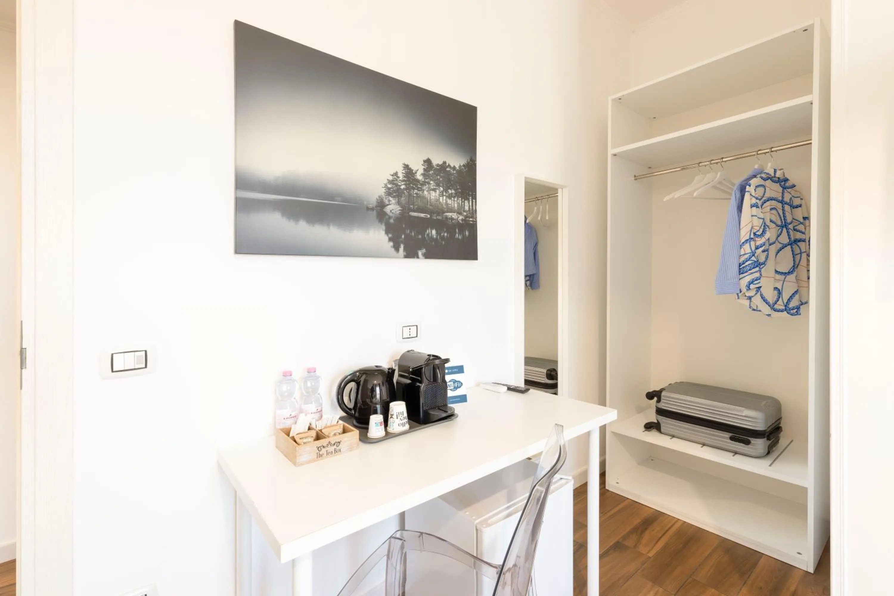 Coffee/tea facilities in Mapi’s Rooms