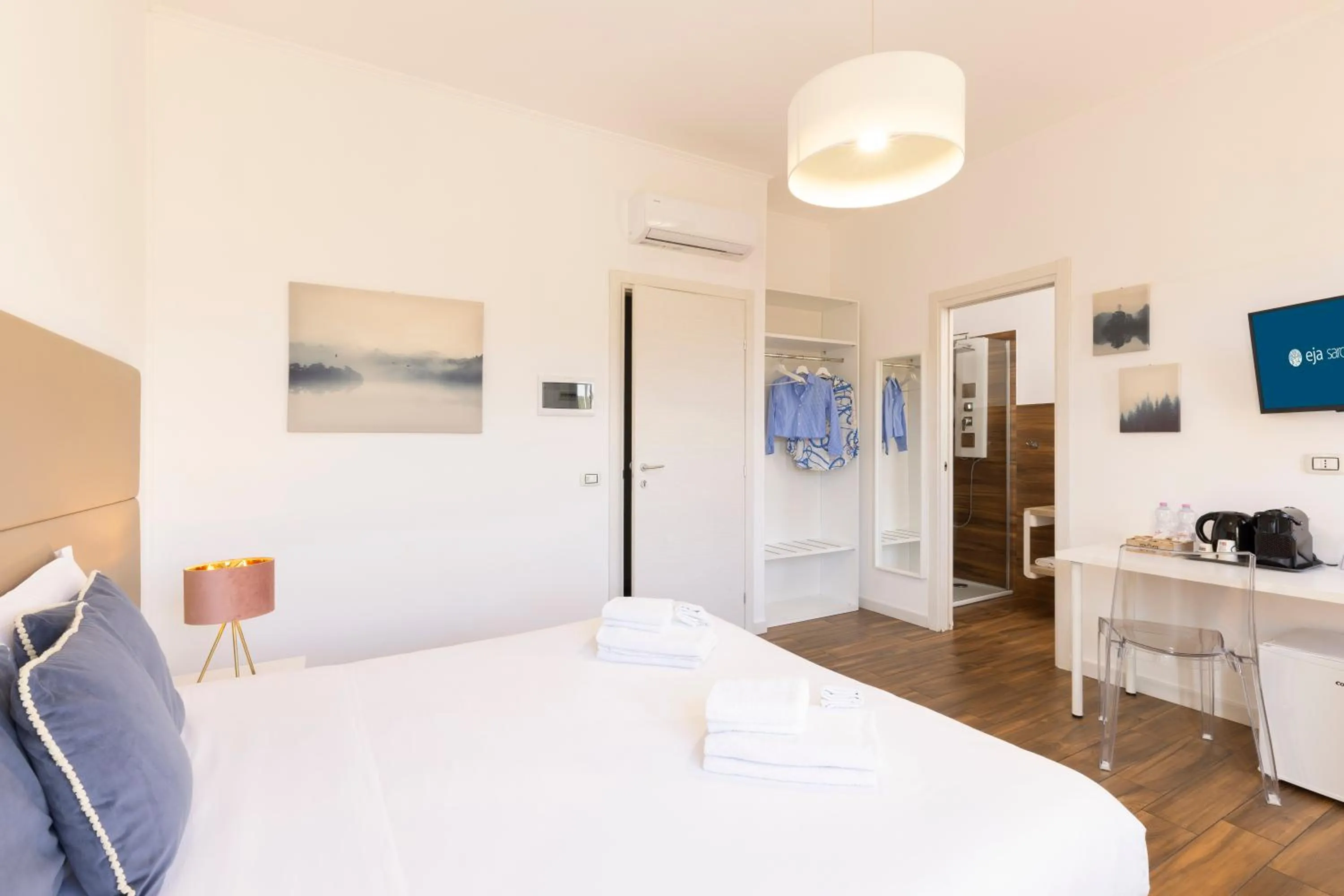 Bed in Mapi’s Rooms