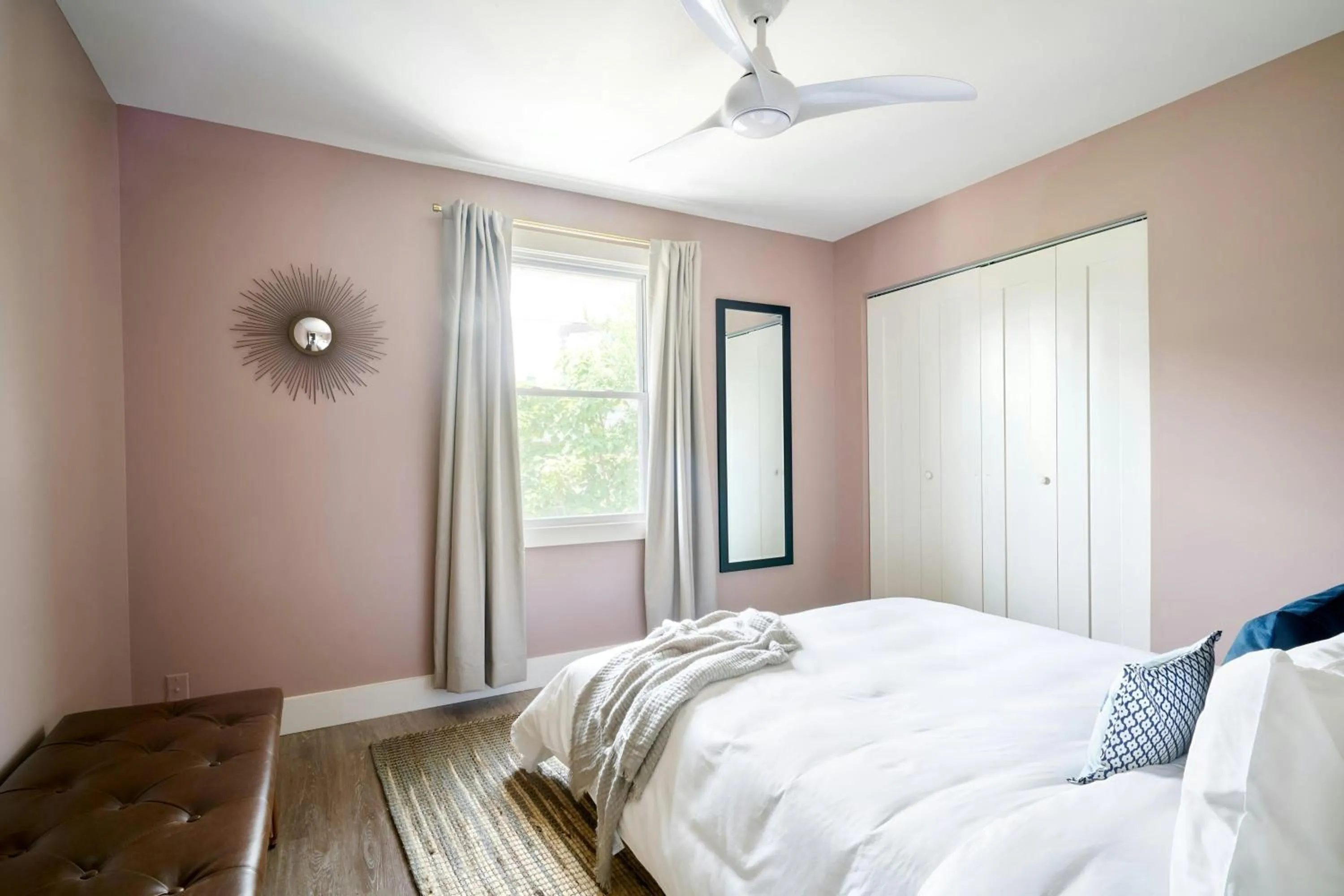 Bedroom, Bed in Sonder by Marriott Bonvoy The Stat Apartments Midtown