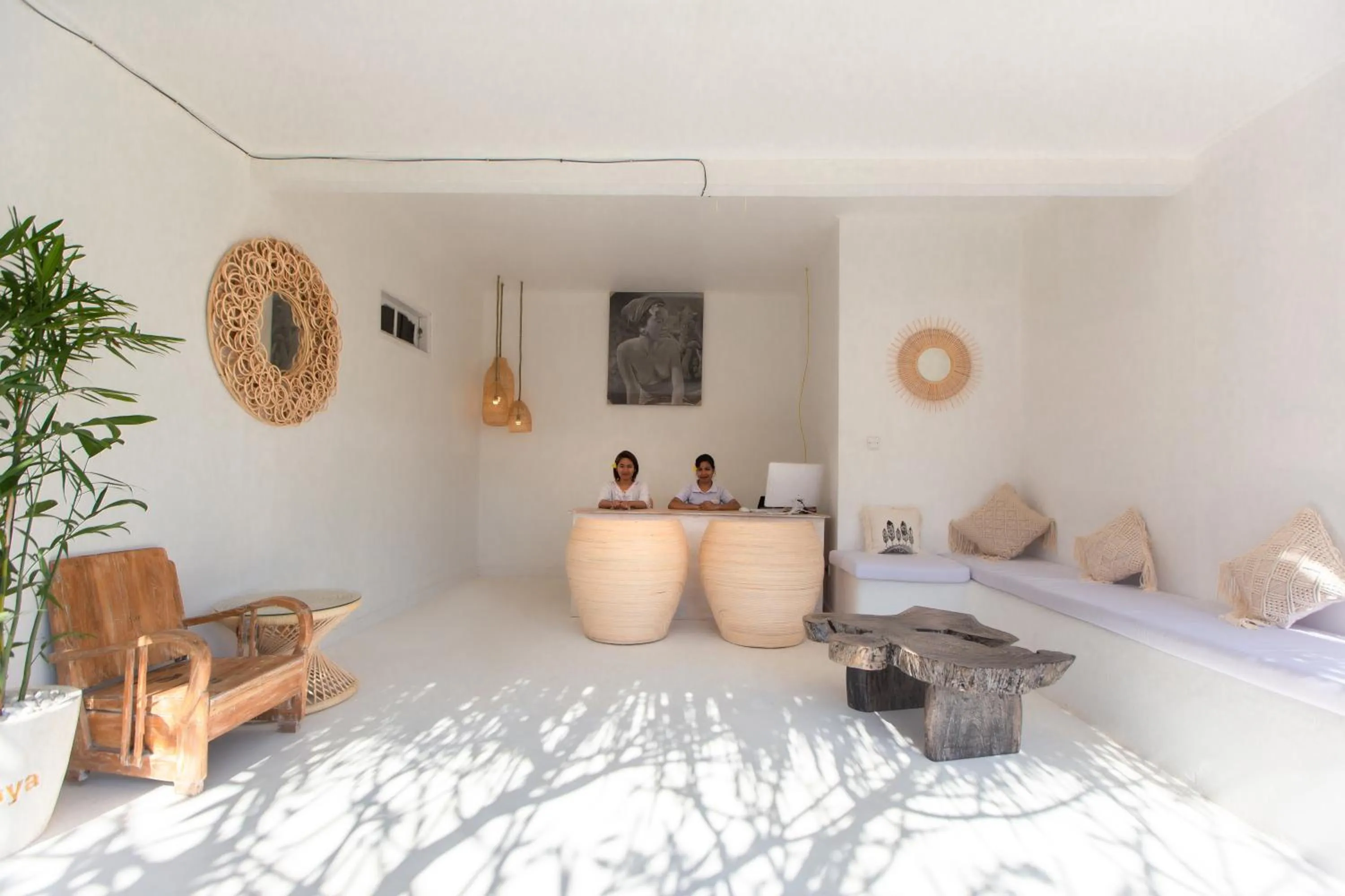 Lobby or reception, Bed in The Manik Toya