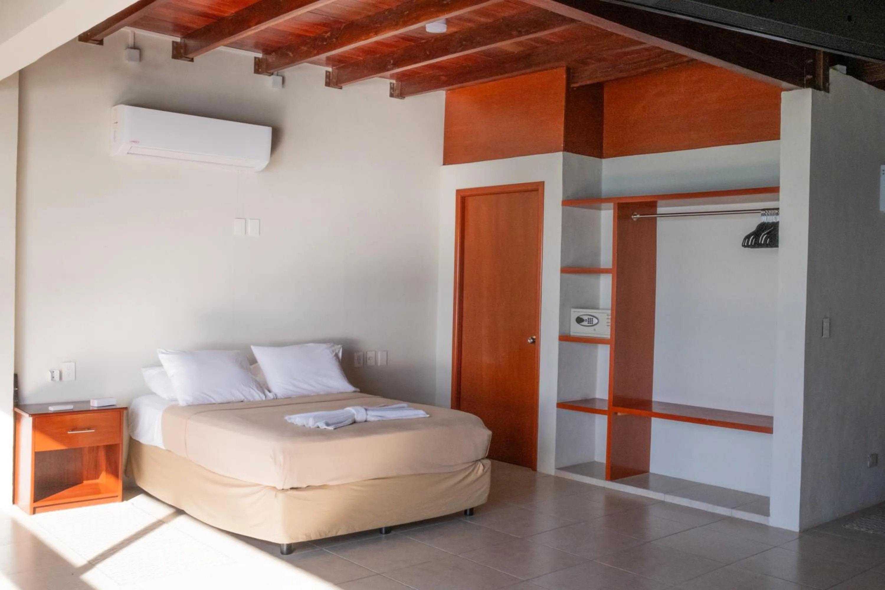 People, Bed in Cuxos Hotel Beachfront