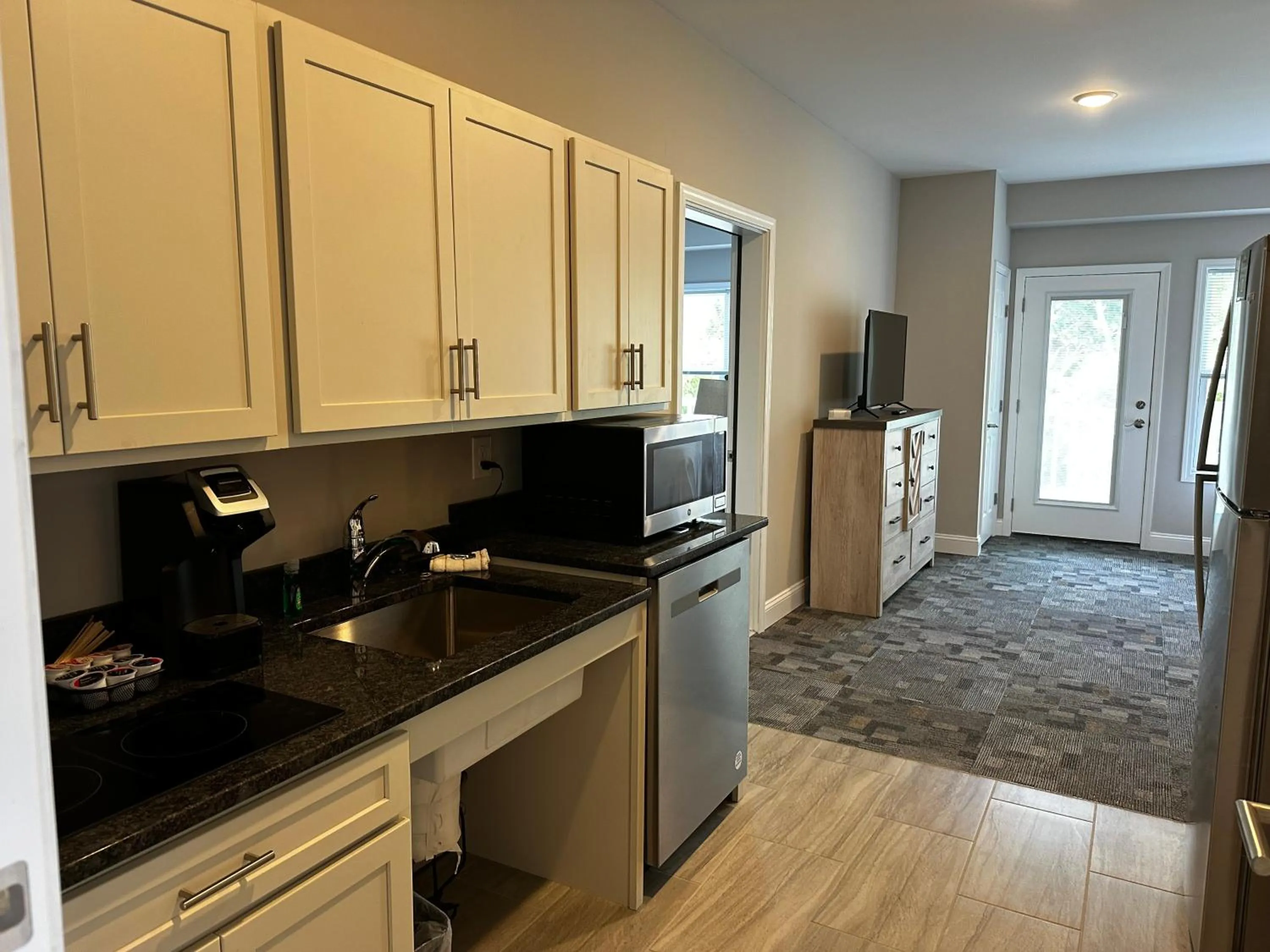 Kitchen or kitchenette in River Hotel of Southport