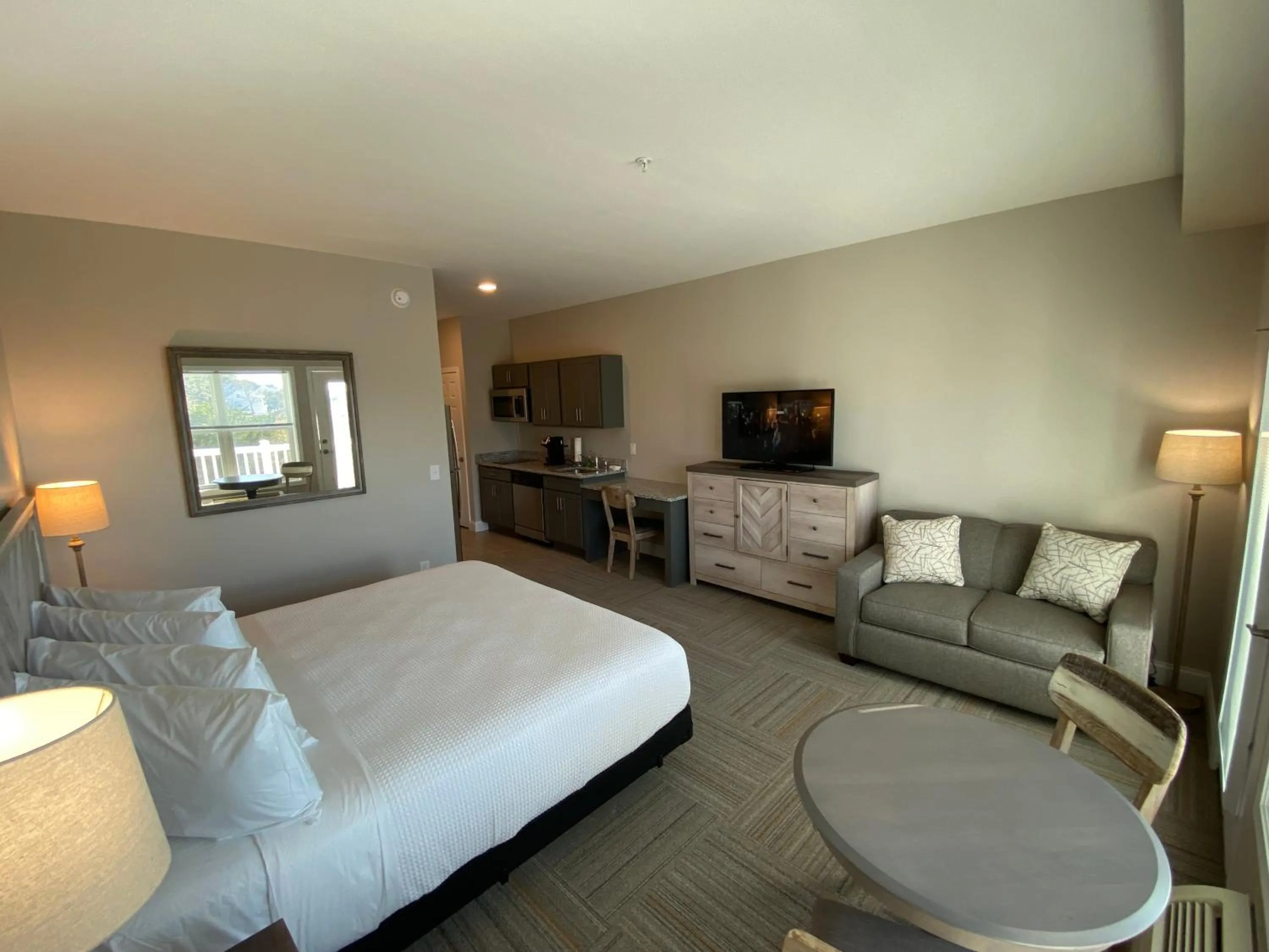 Photo of the whole room in River Hotel of Southport