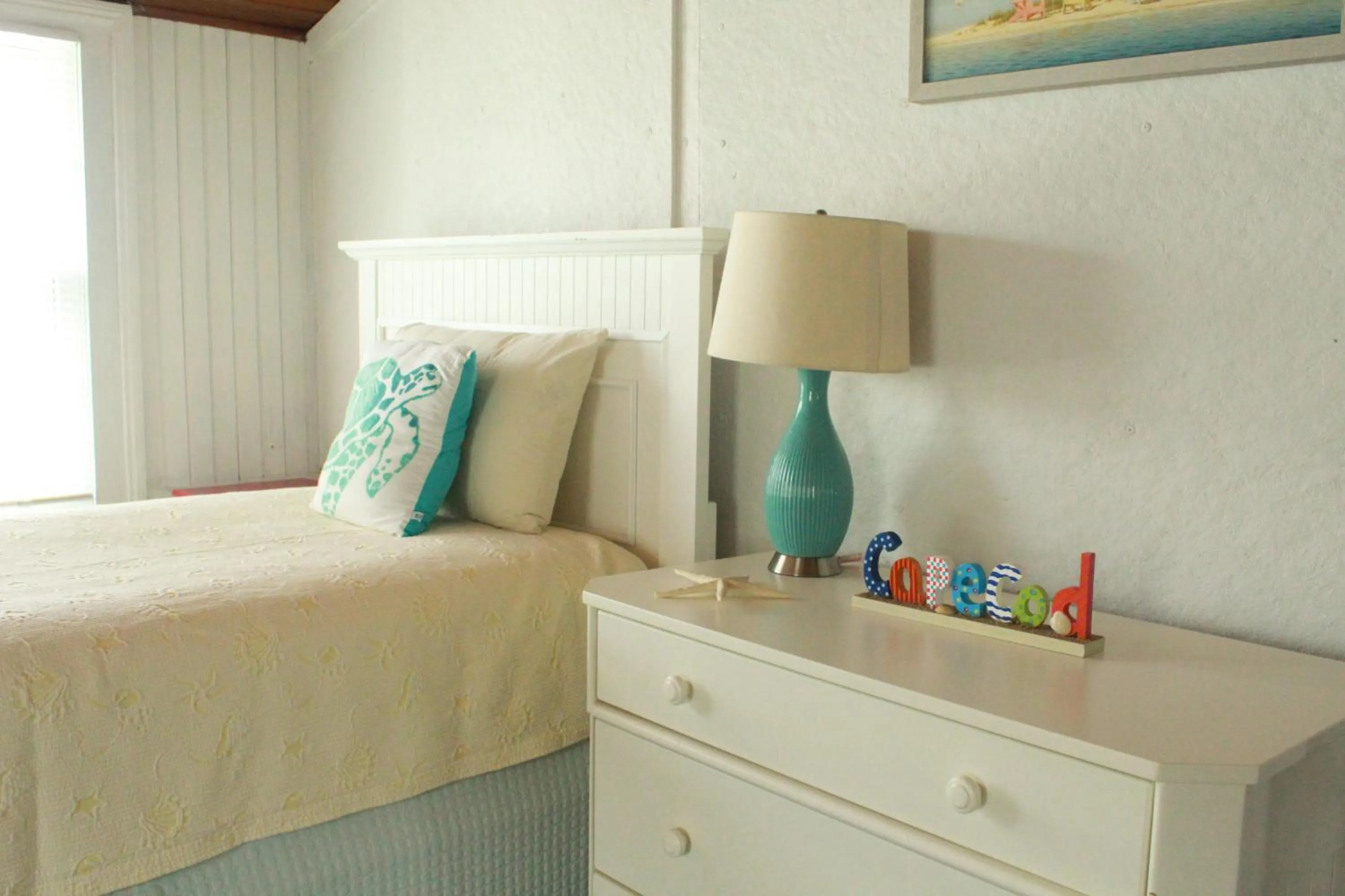 Bedroom, Bed in By The Sea Guests Bed & Breakfast and Suites