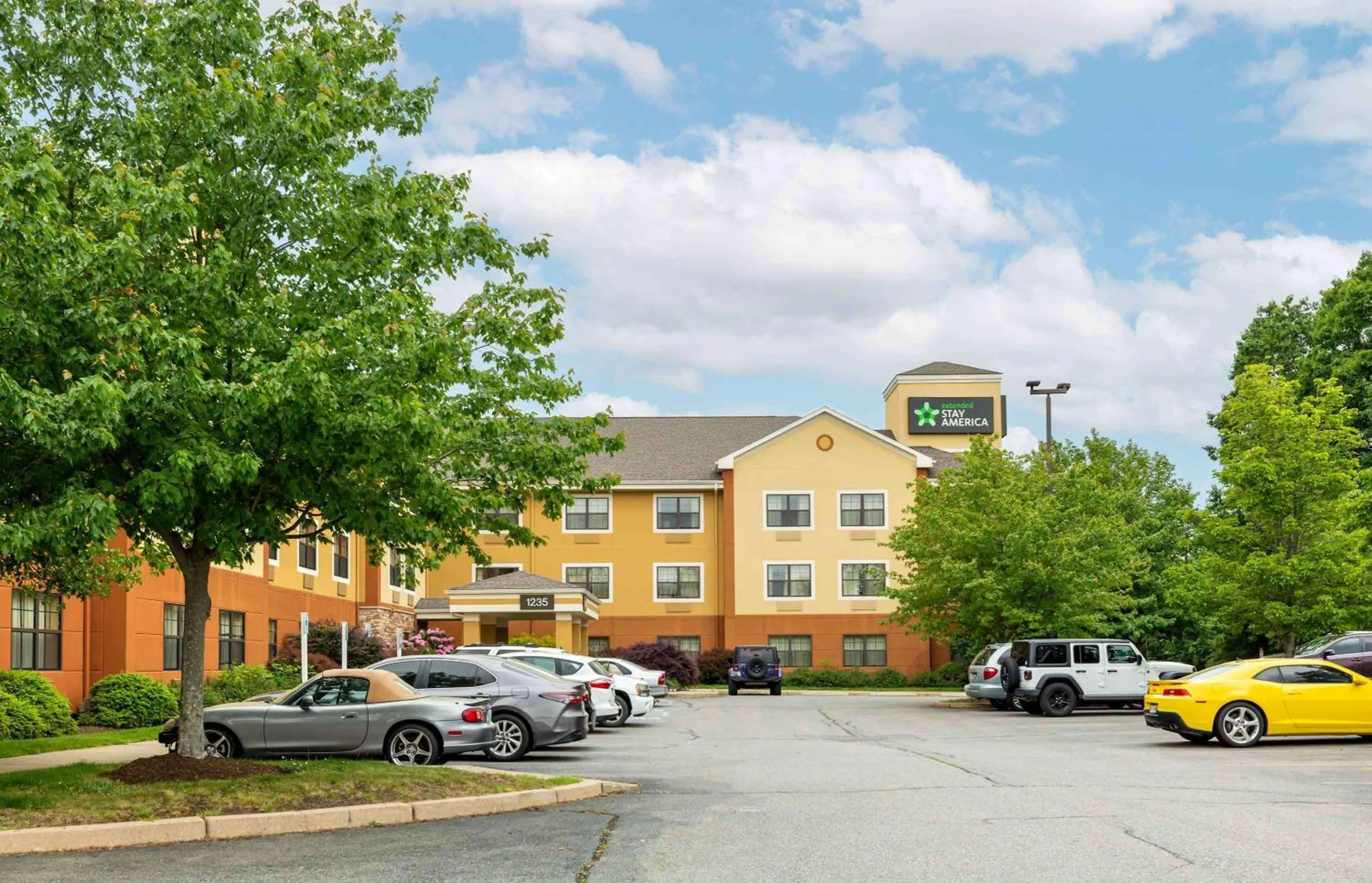 Property building in Extended Stay America - Providence - West Warwick