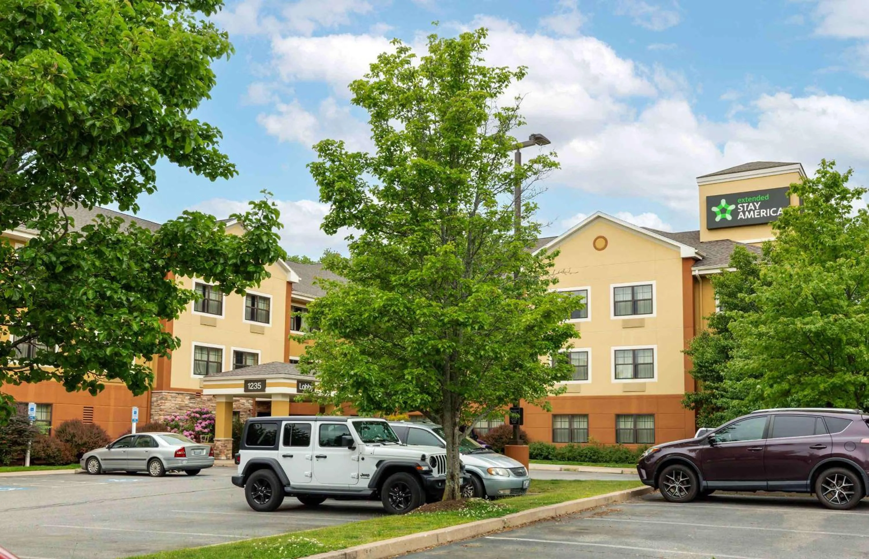Property building in Extended Stay America - Providence - West Warwick