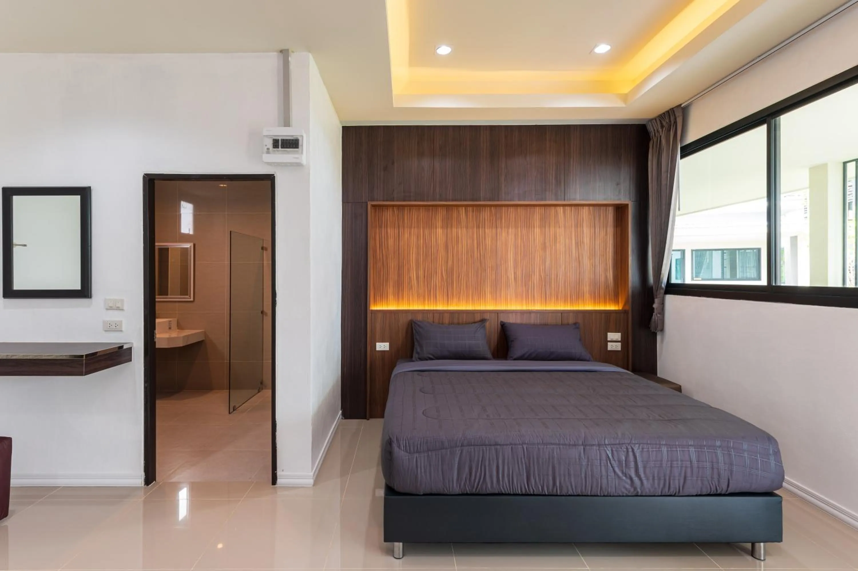 Bed in Aownoi Bay Resort