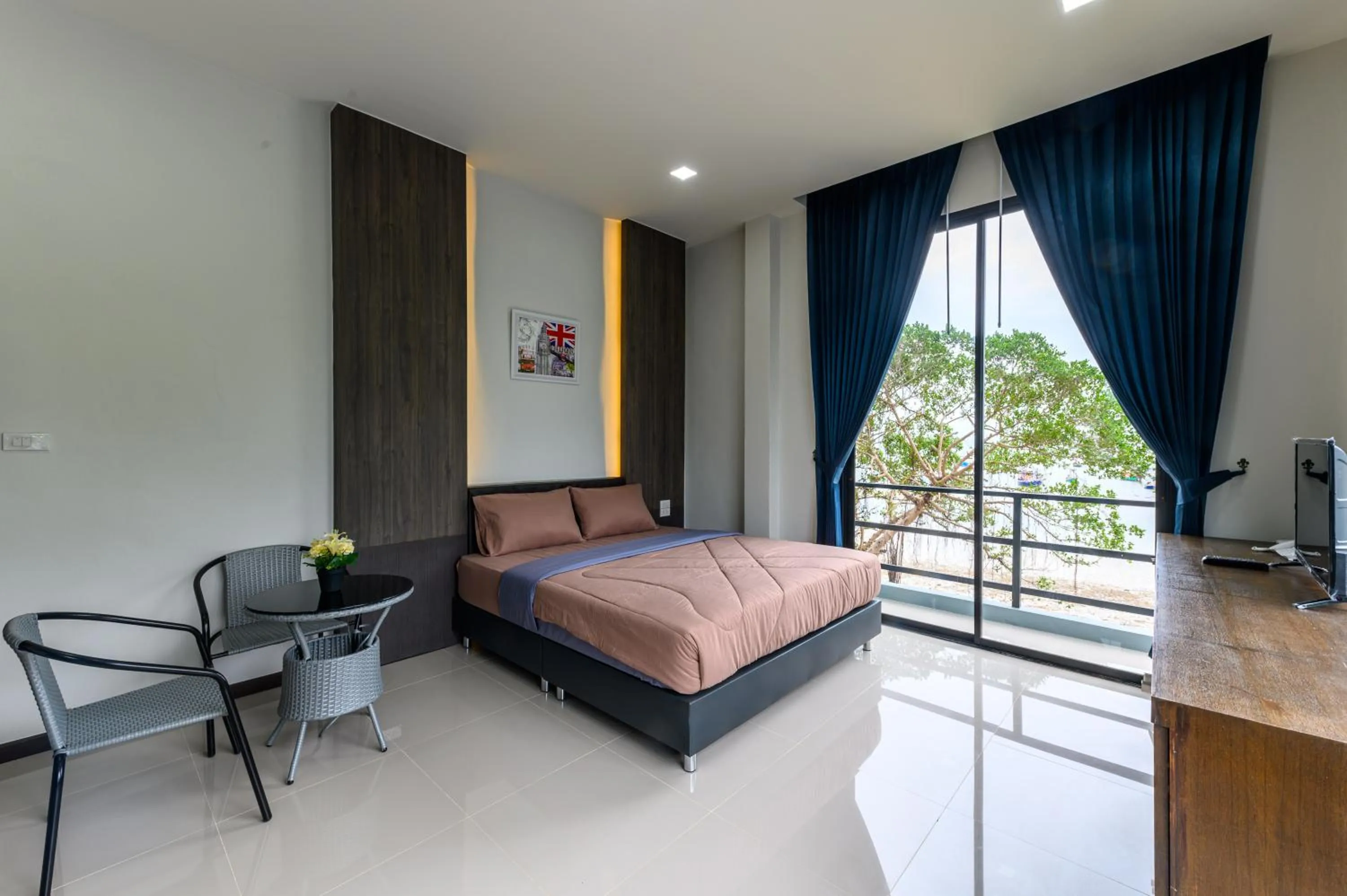 Bed in Aownoi Bay Resort