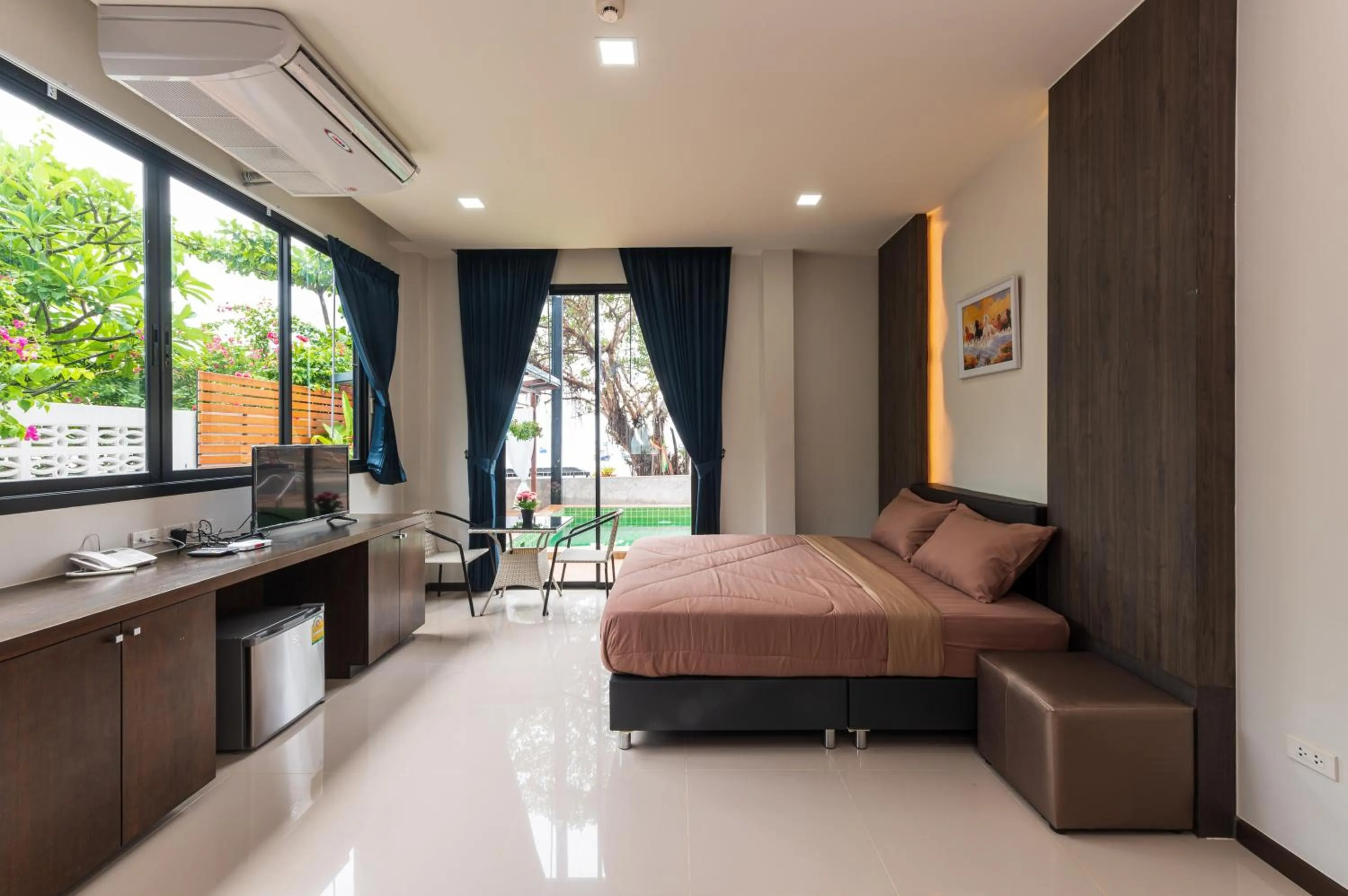 Bed in Aownoi Bay Resort