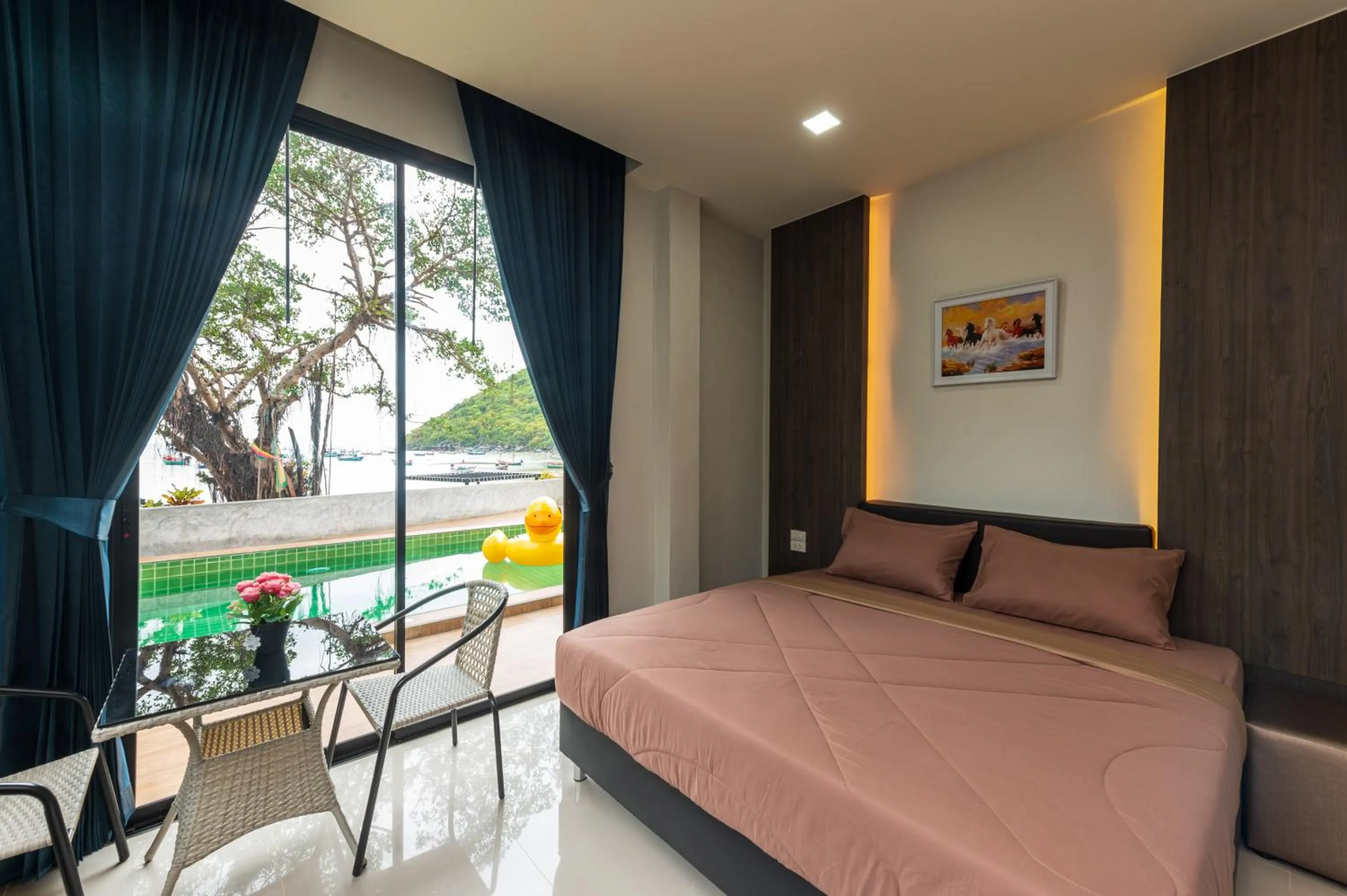 Bed in Aownoi Bay Resort