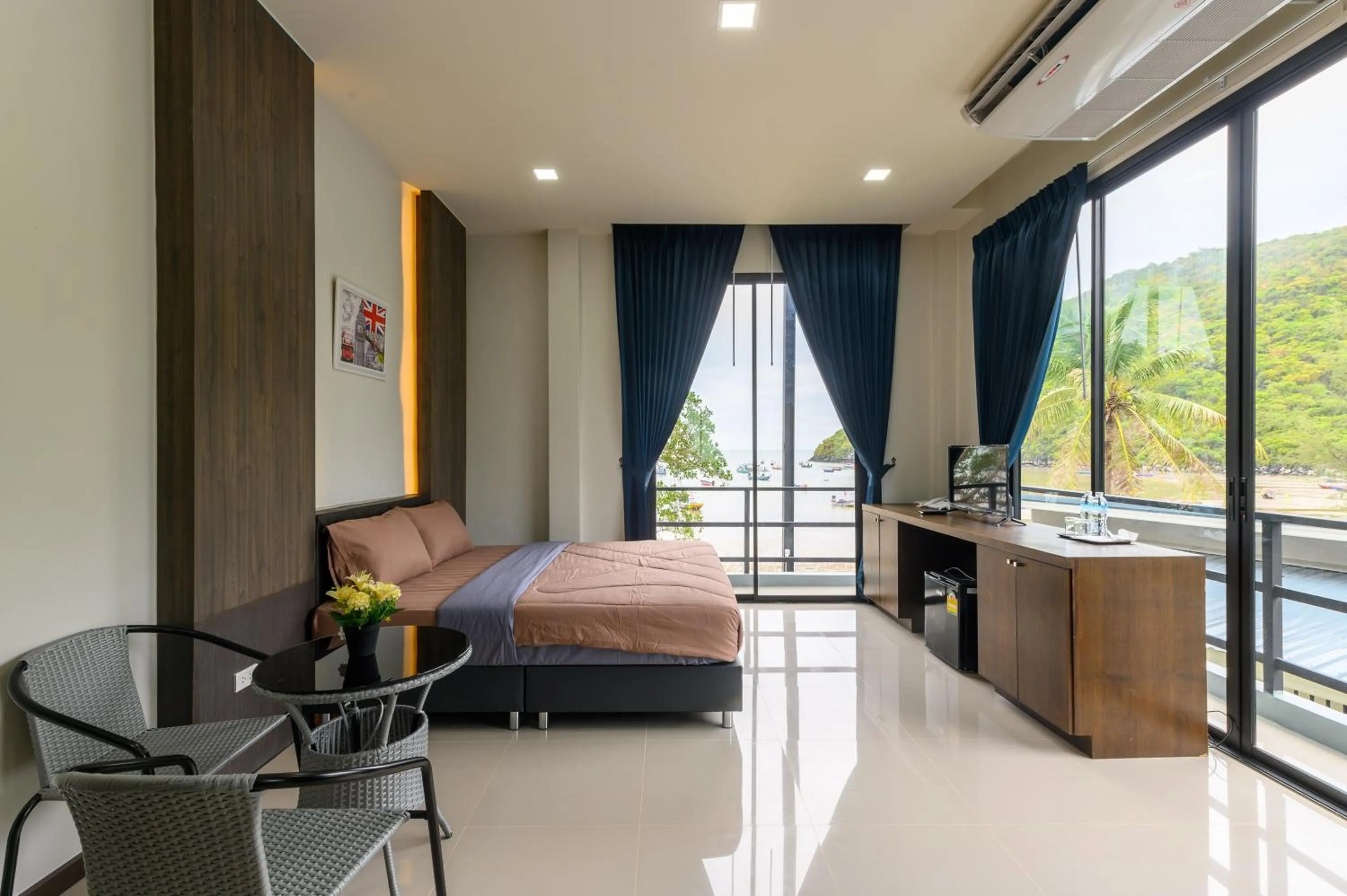 Bed in Aownoi Bay Resort