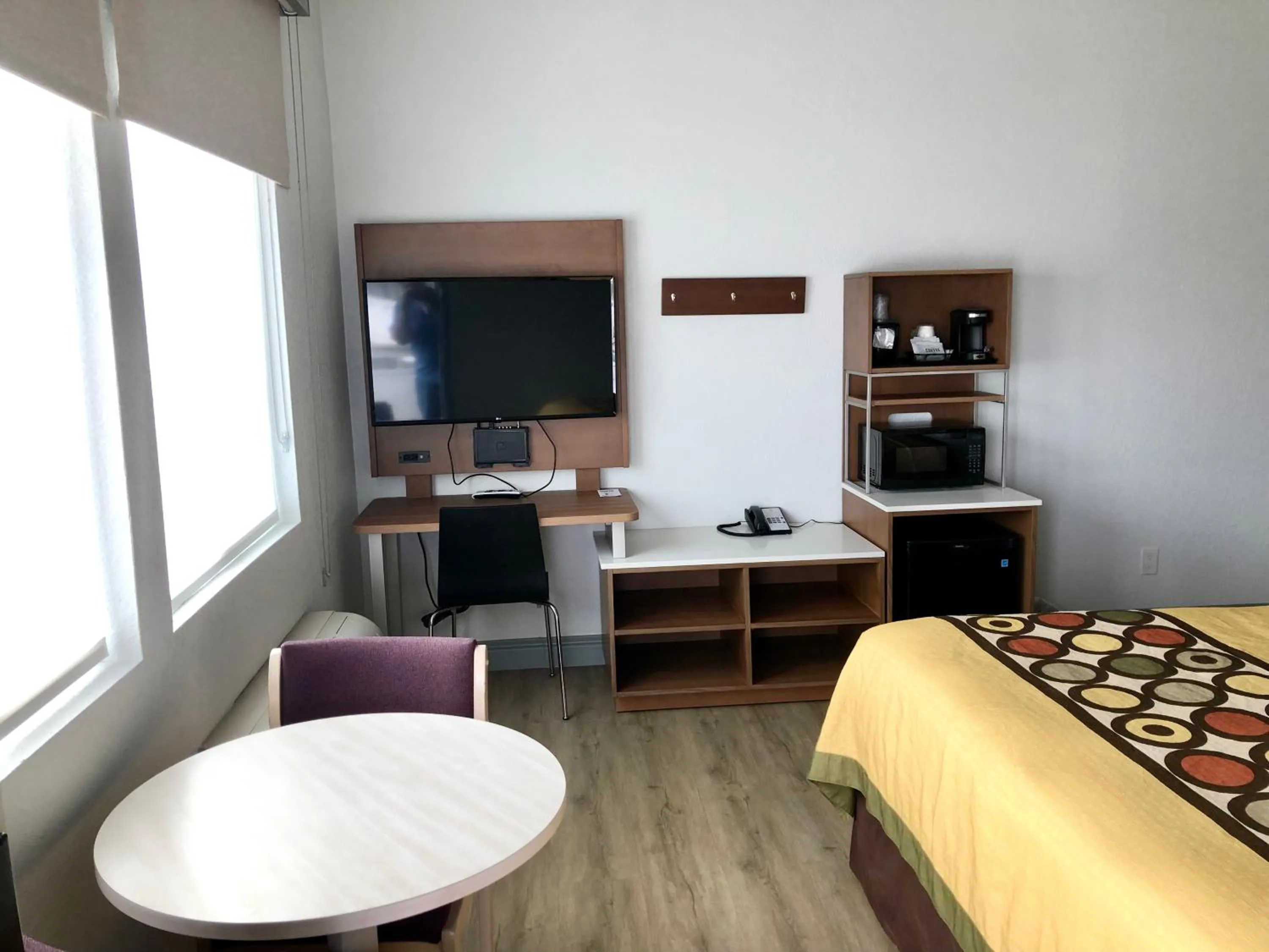 Bed in Super 8 by Wyndham Fort Bragg