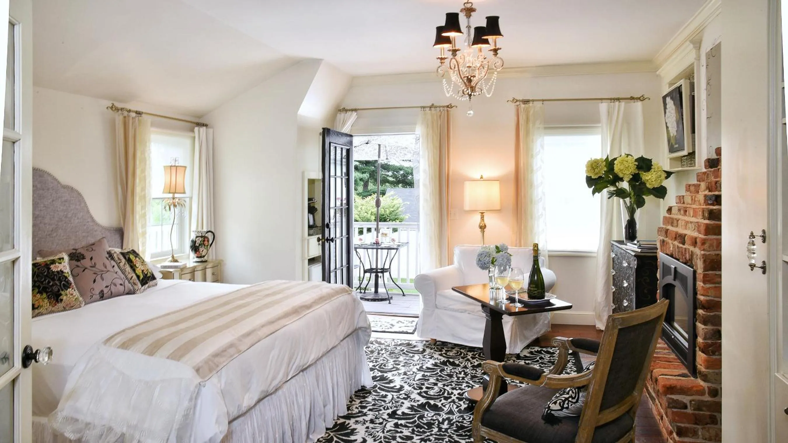 The Connecticut River Valley Inn Hartford South/Glastonbury