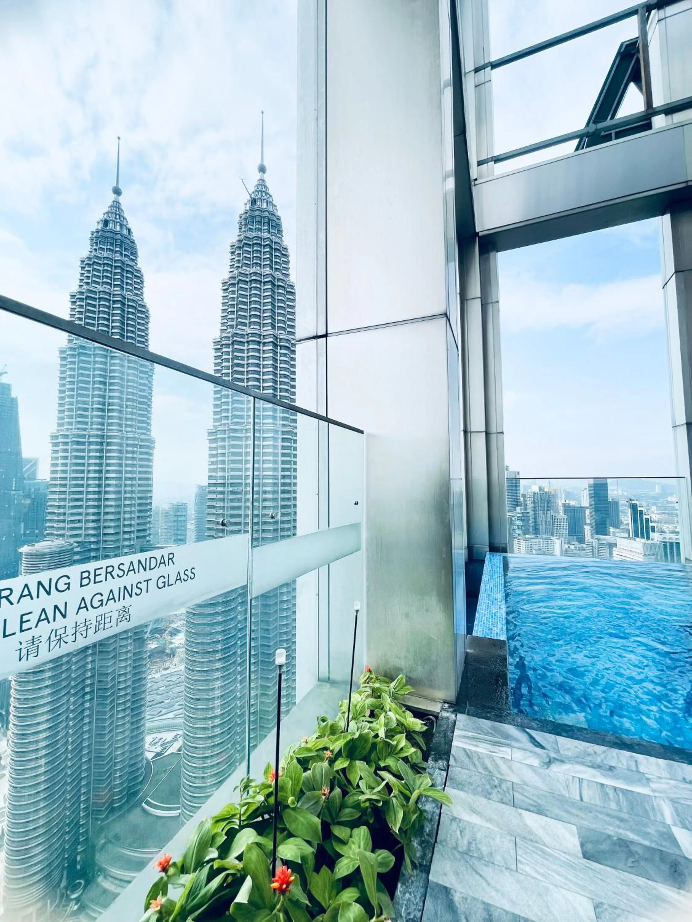 Day in Tropicana Residence KLCC @ Getaway Home Suite