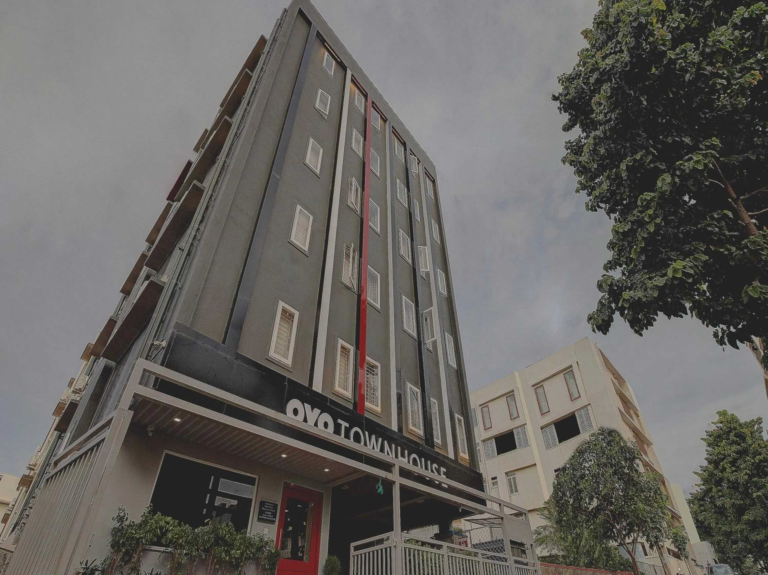 Facade/entrance in Super Townhouse Siri Residency