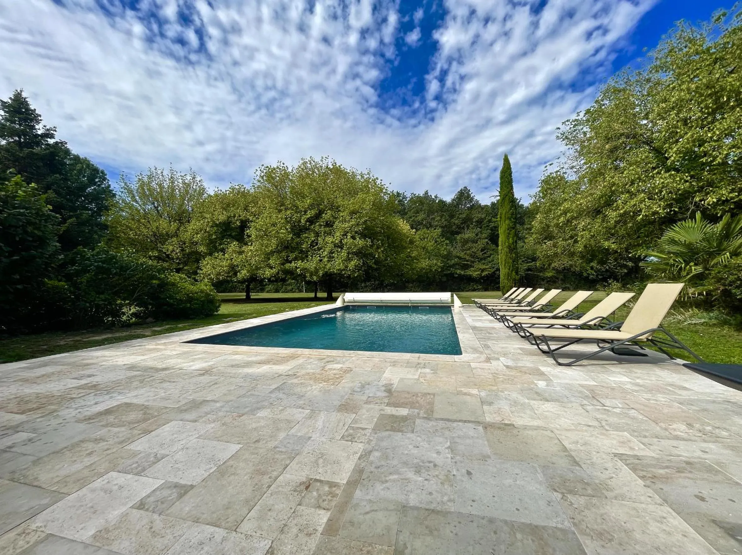 Pool view in Domaine de l'Augeonnière