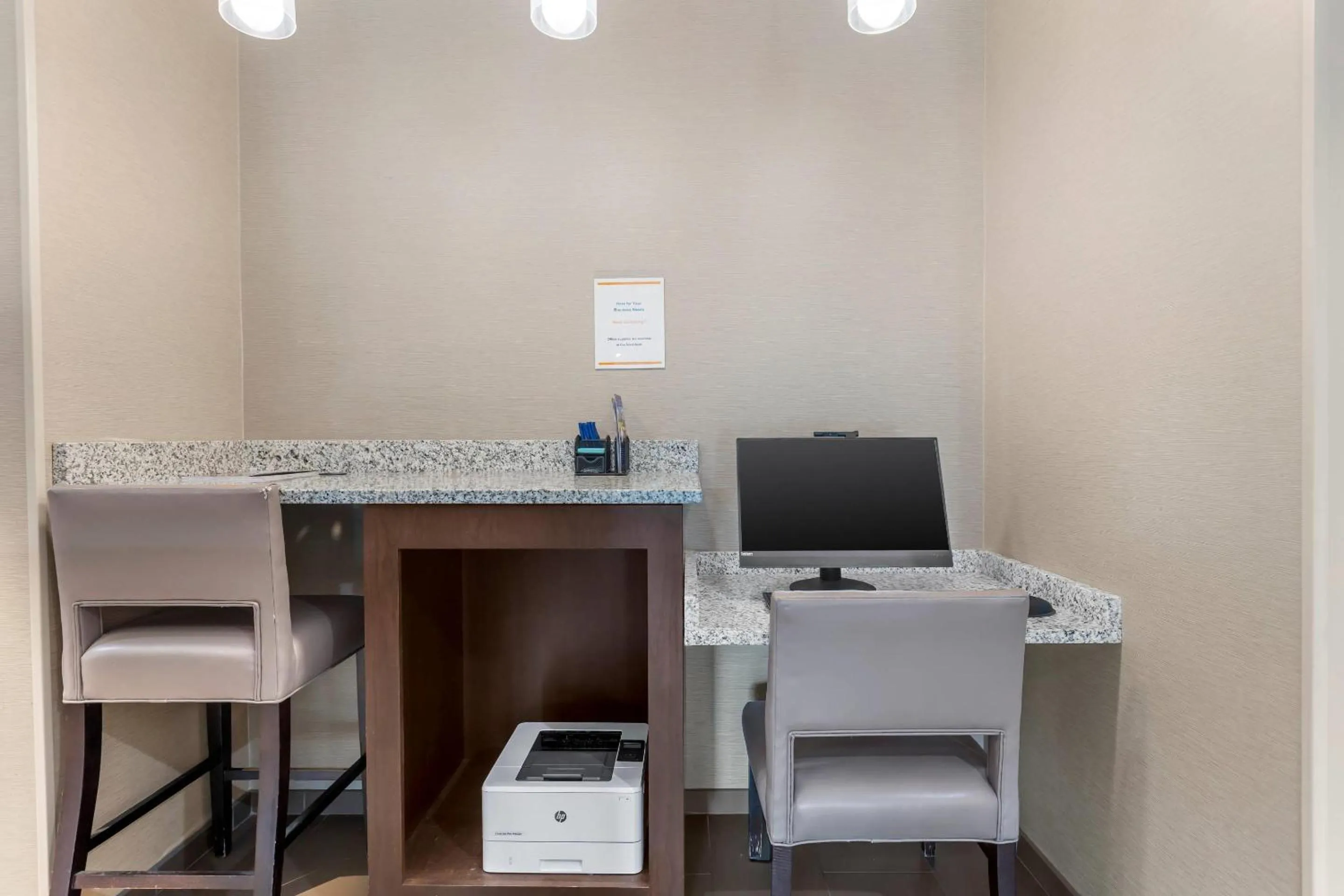 Business facilities in Comfort Inn & Suites Florence Center Area