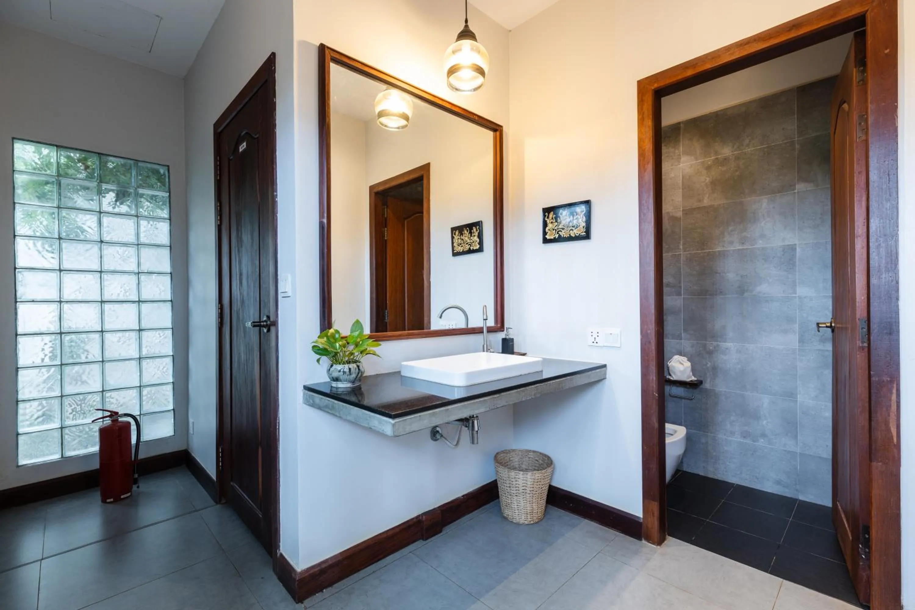 Bathroom in Golden Vishnu Villa