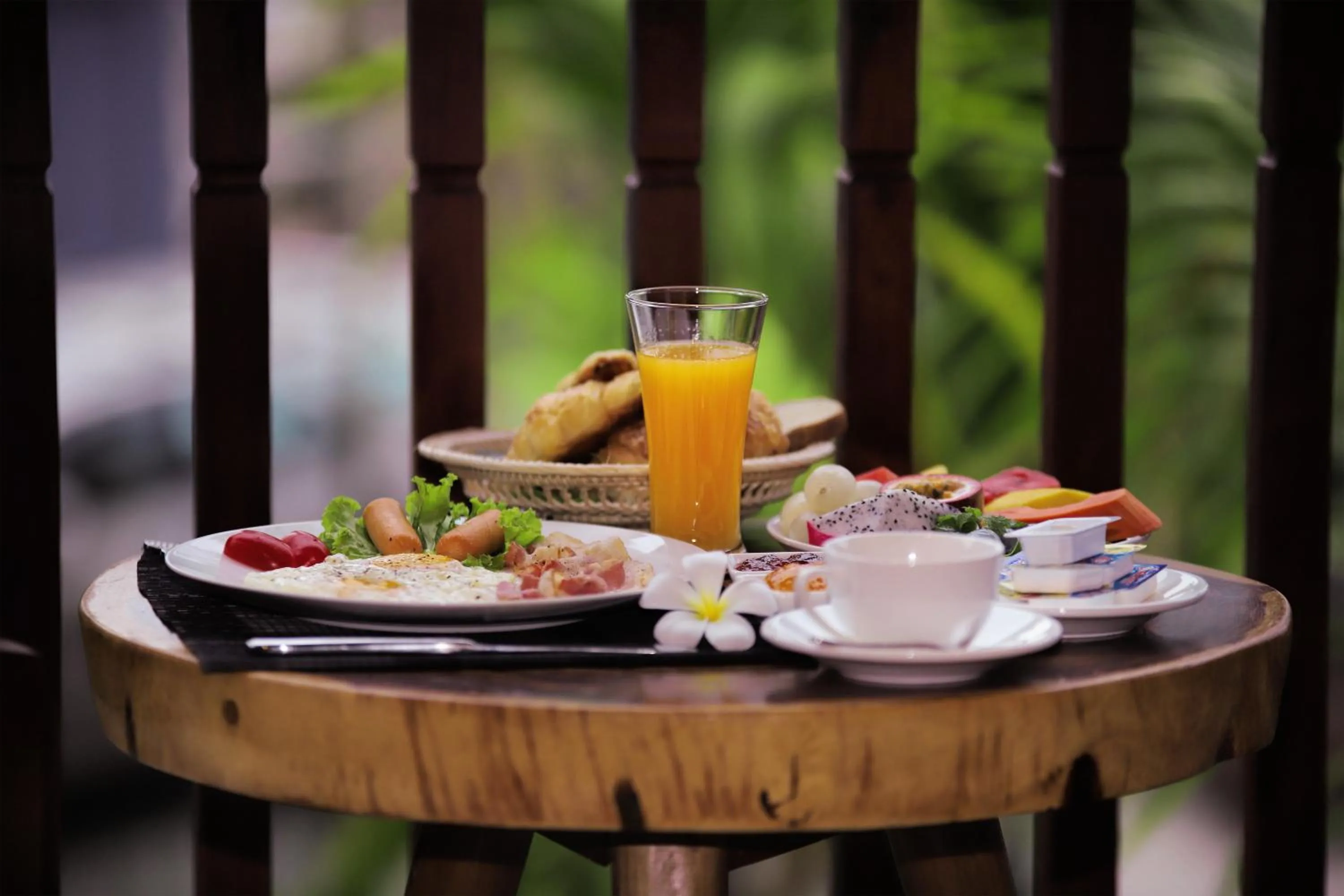 Breakfast in Golden Vishnu Villa