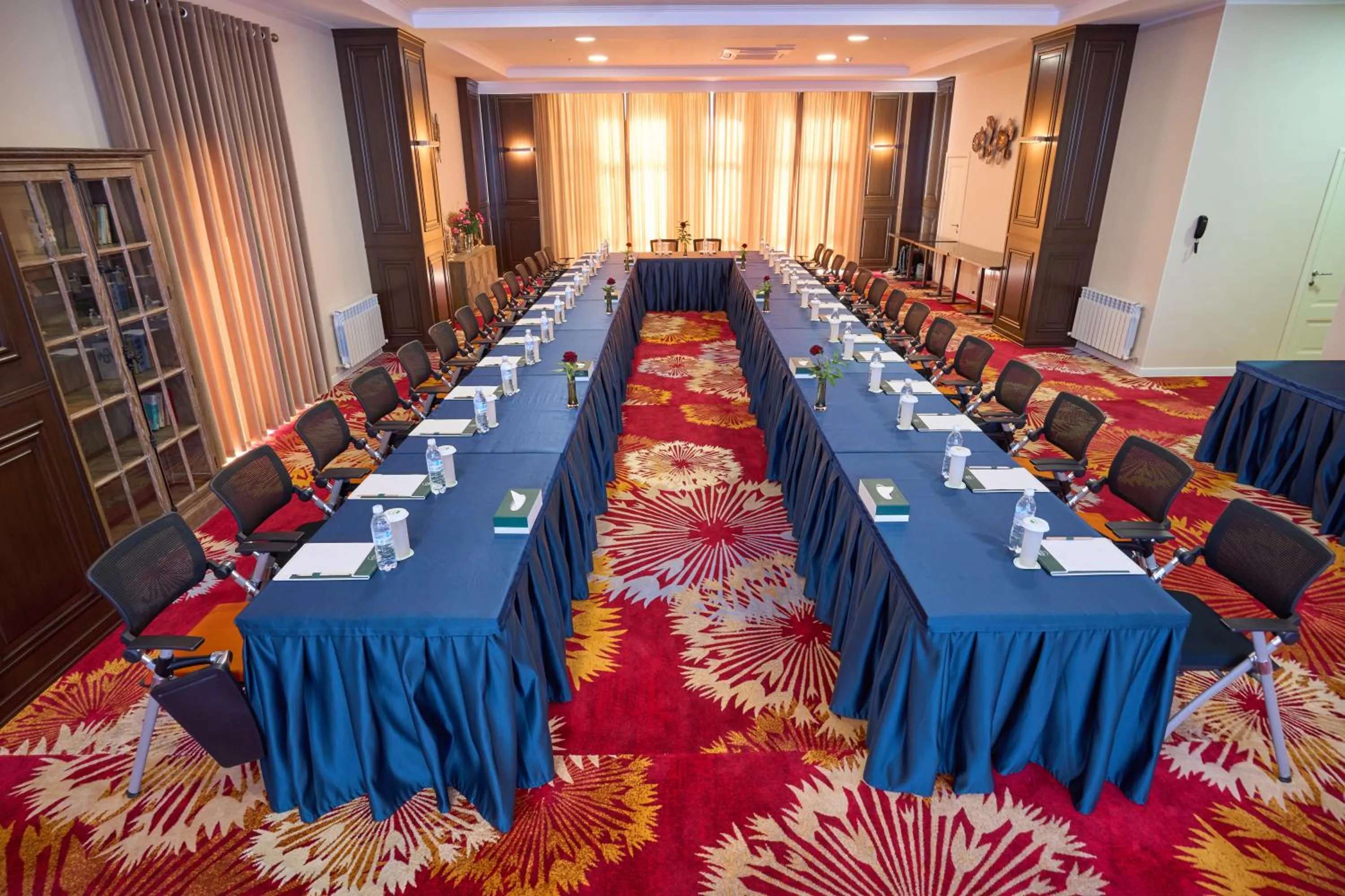 Business facilities in Garden Hotel & SPA