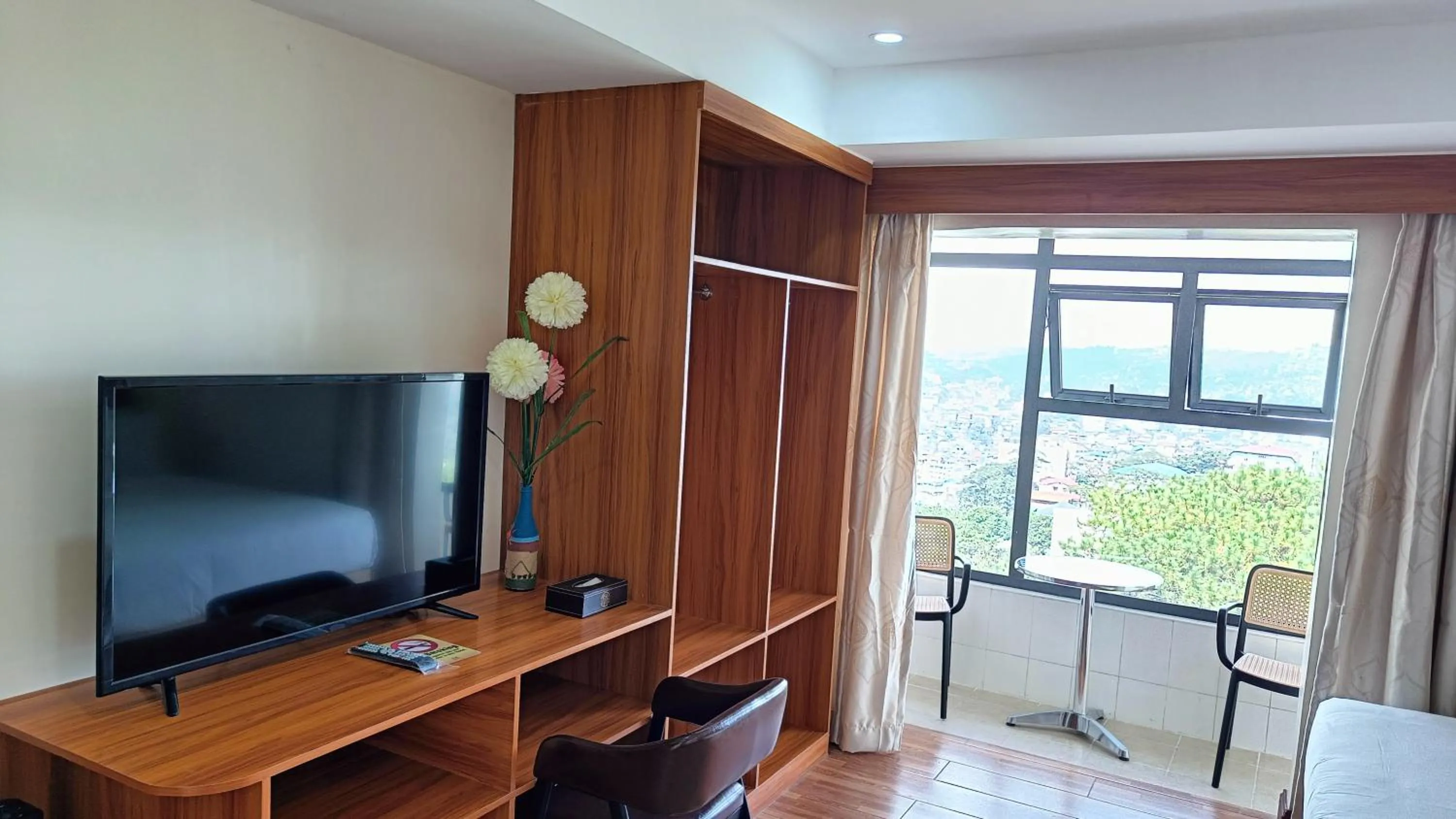 TV and multimedia in 456 Hotel