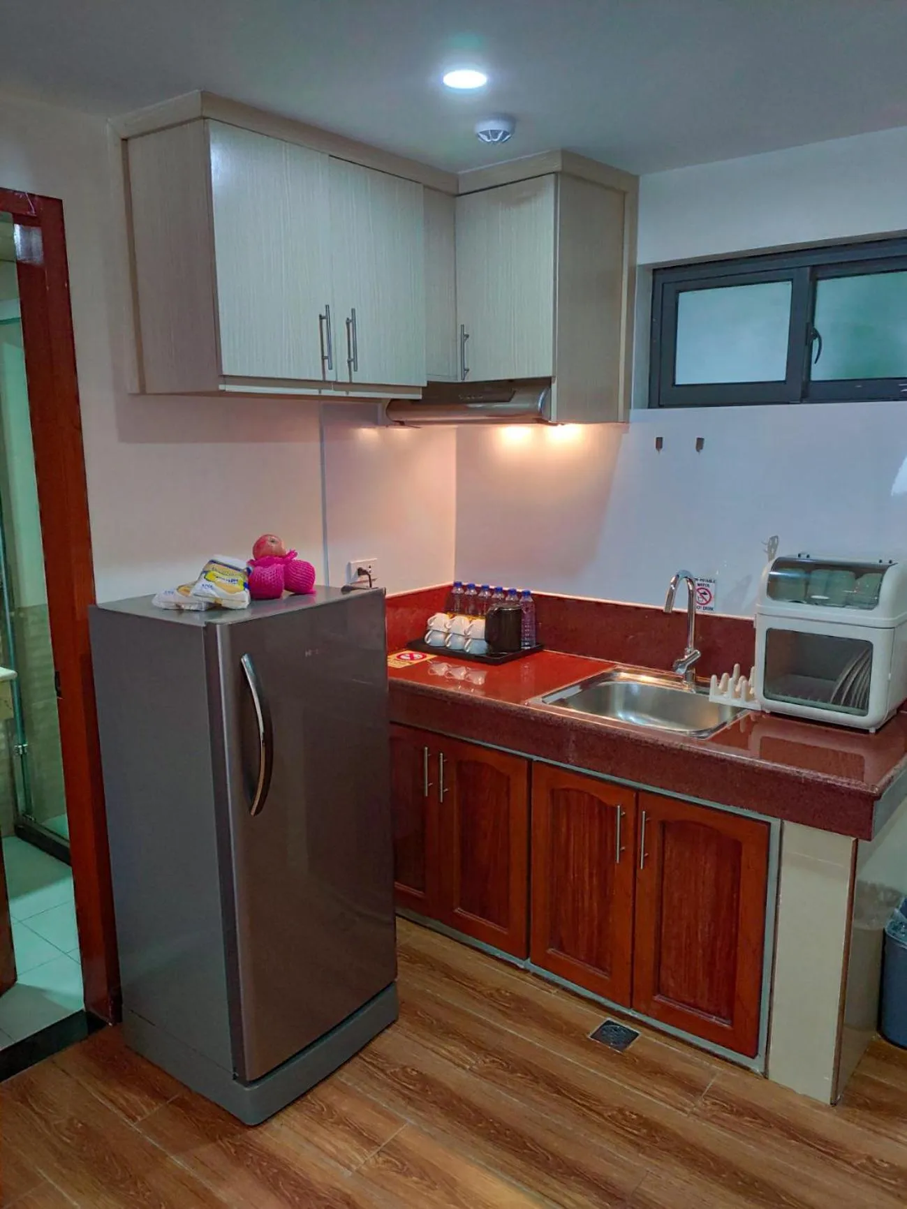 Kitchen or kitchenette in 456 Hotel