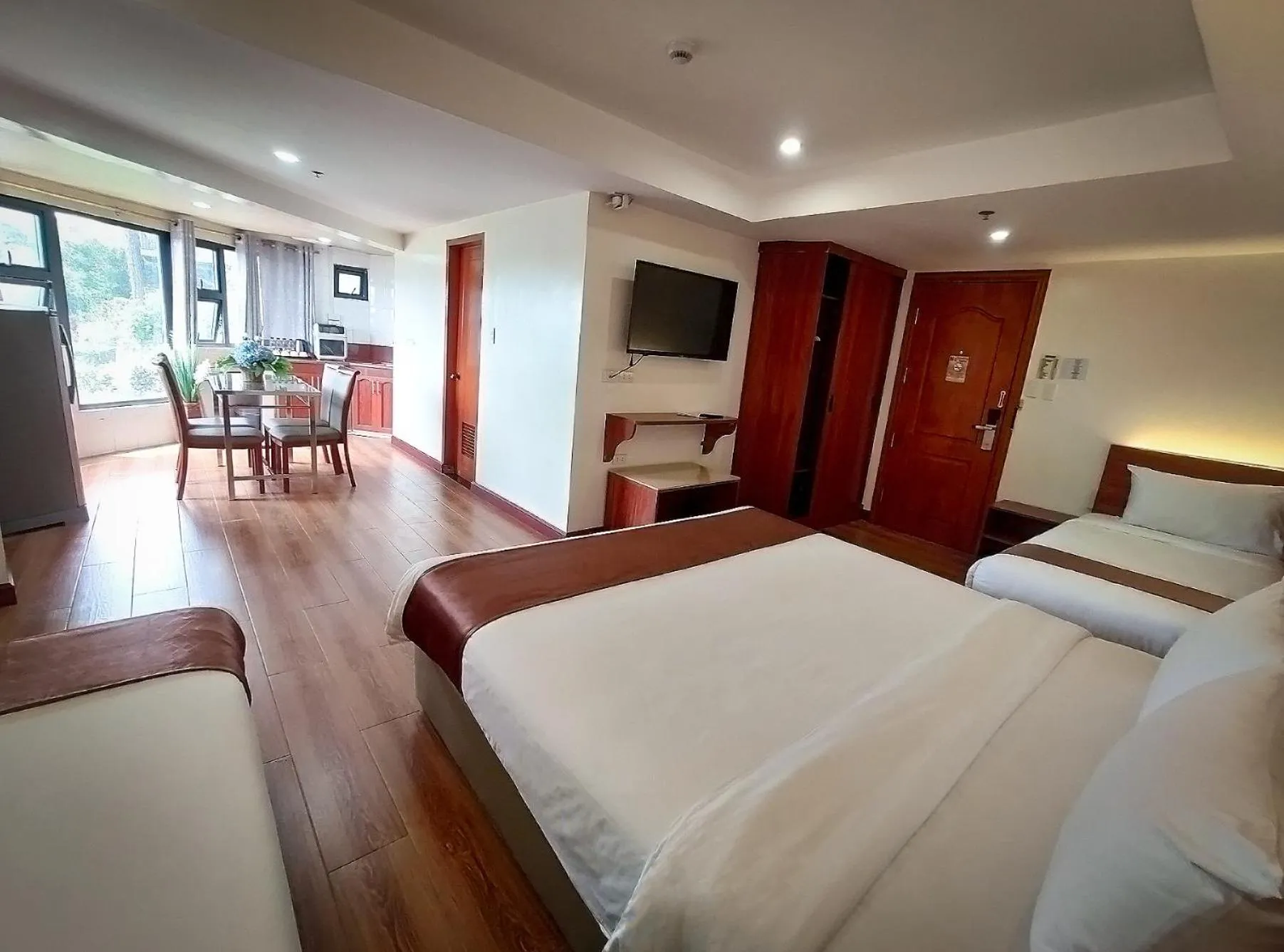 Bedroom, Bed in 456 Hotel