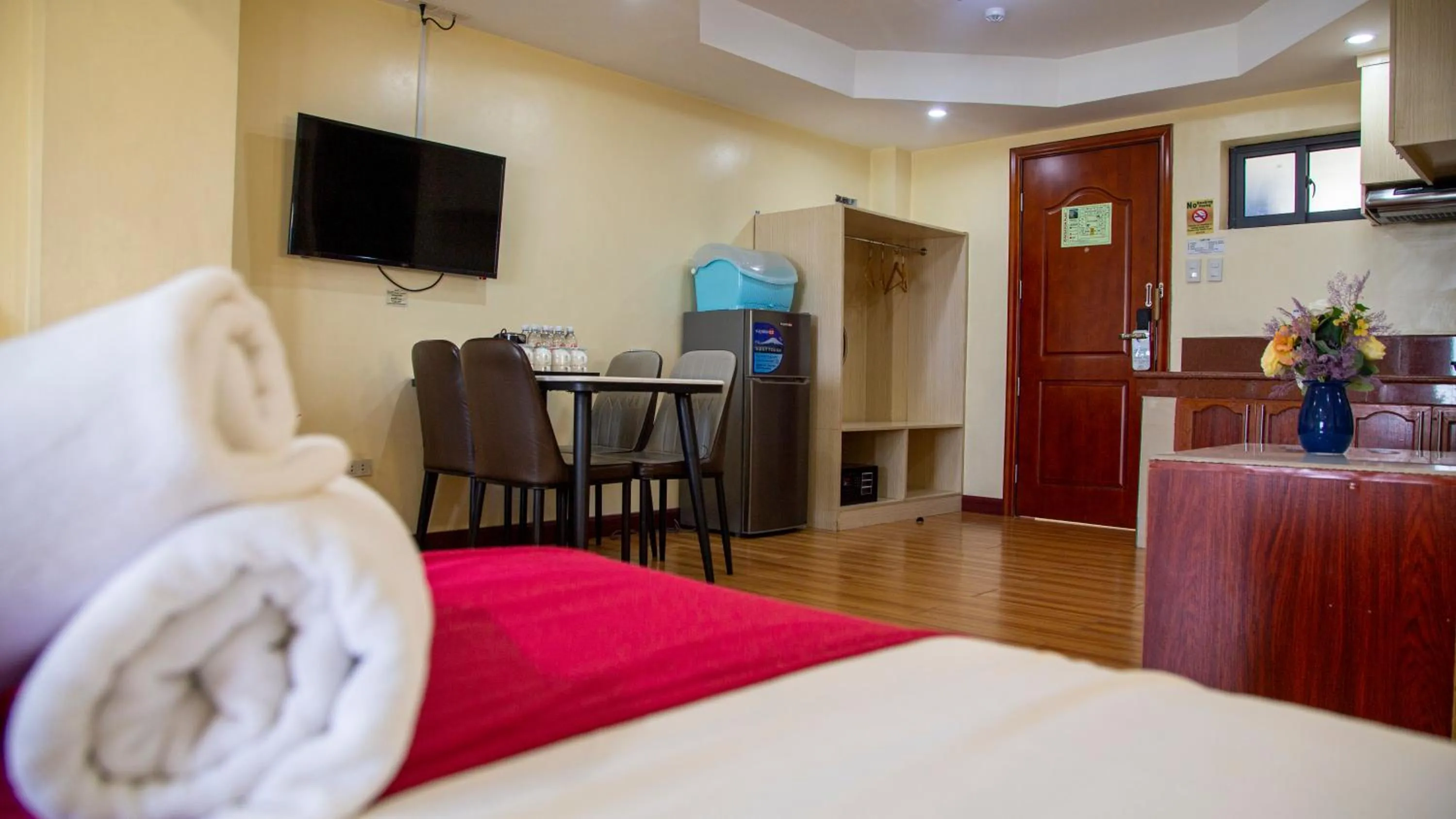 TV and multimedia, Bed in 456 Hotel