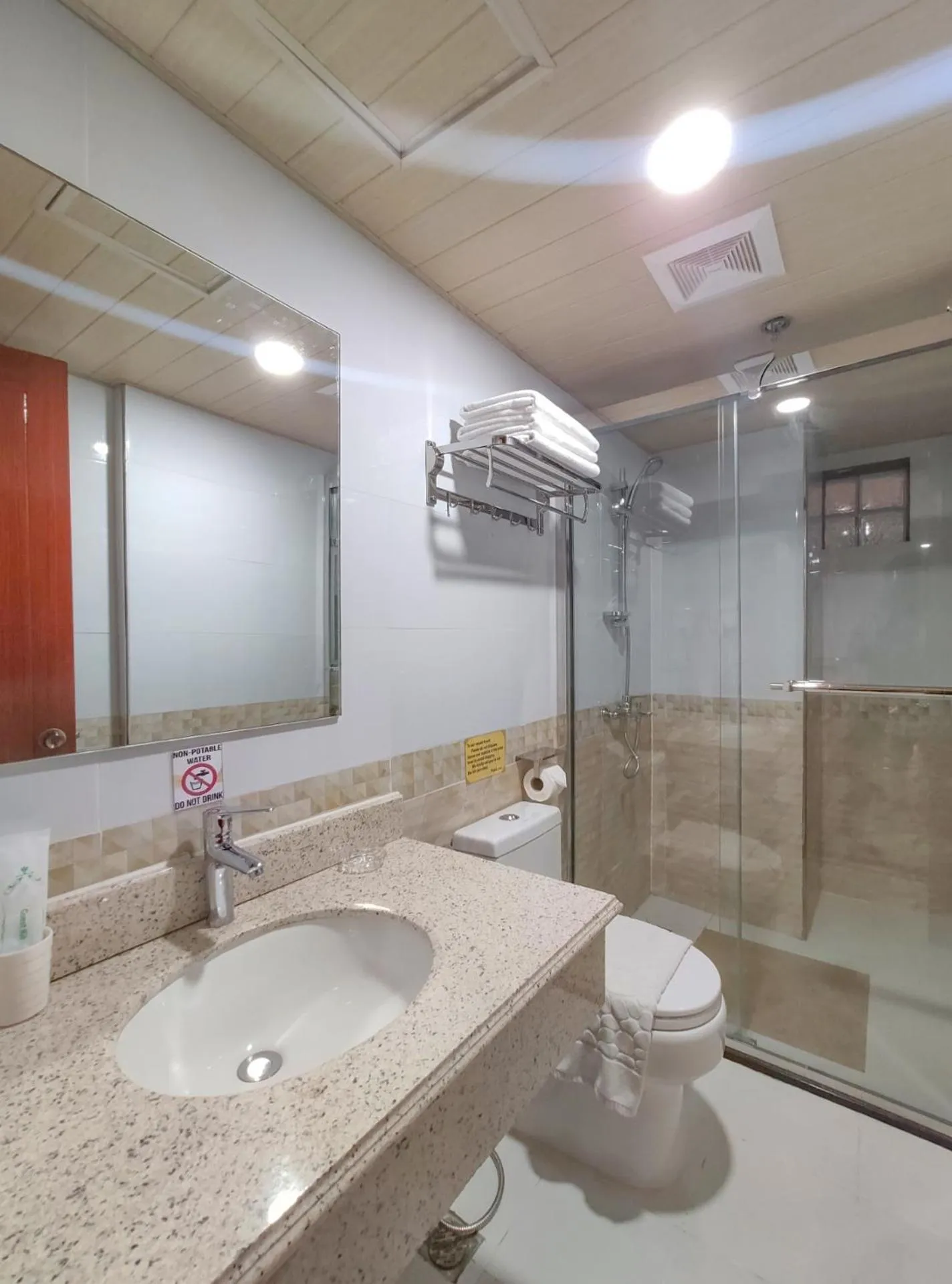 Bathroom in 456 Hotel