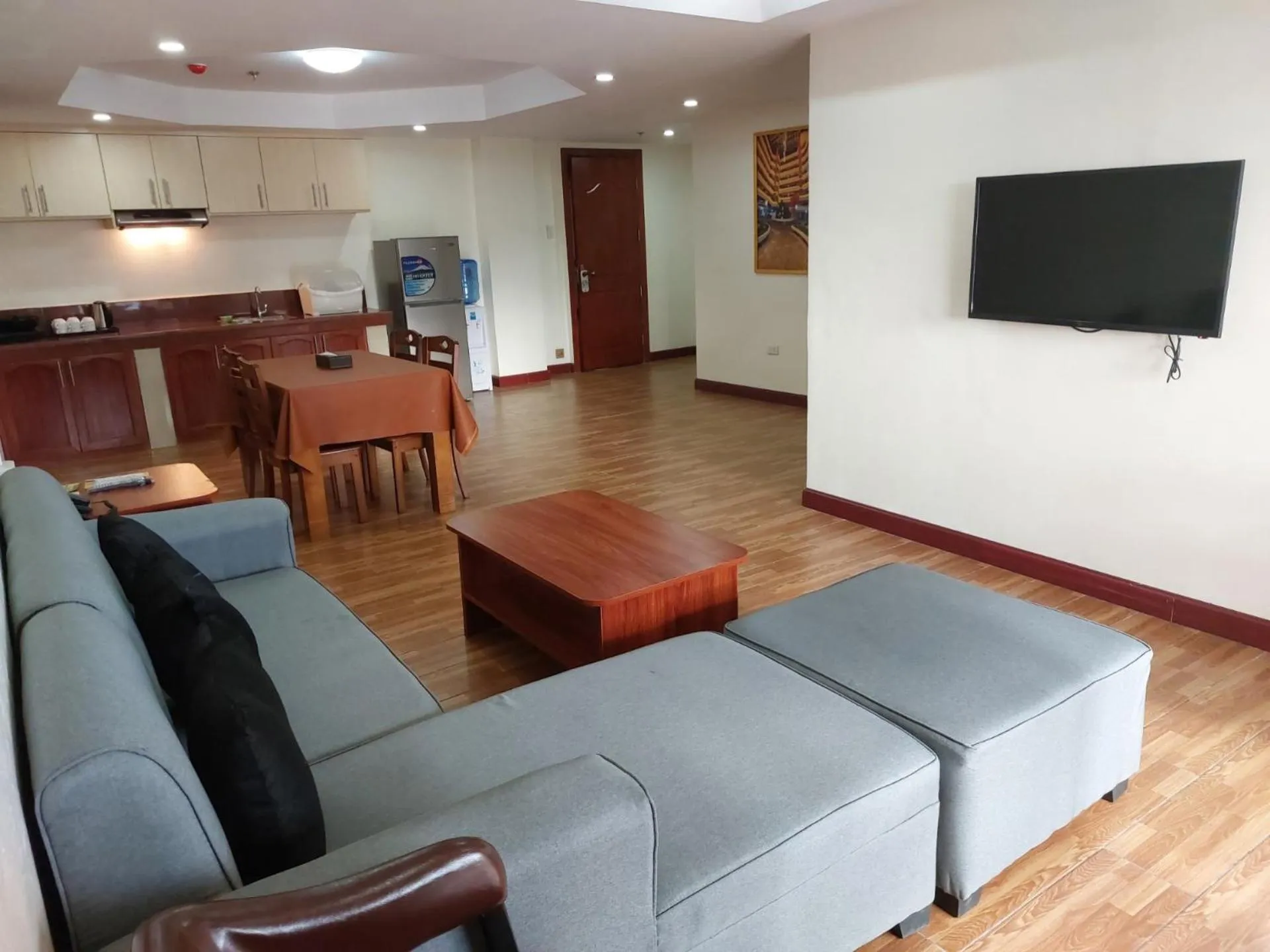 TV and multimedia in 456 Hotel