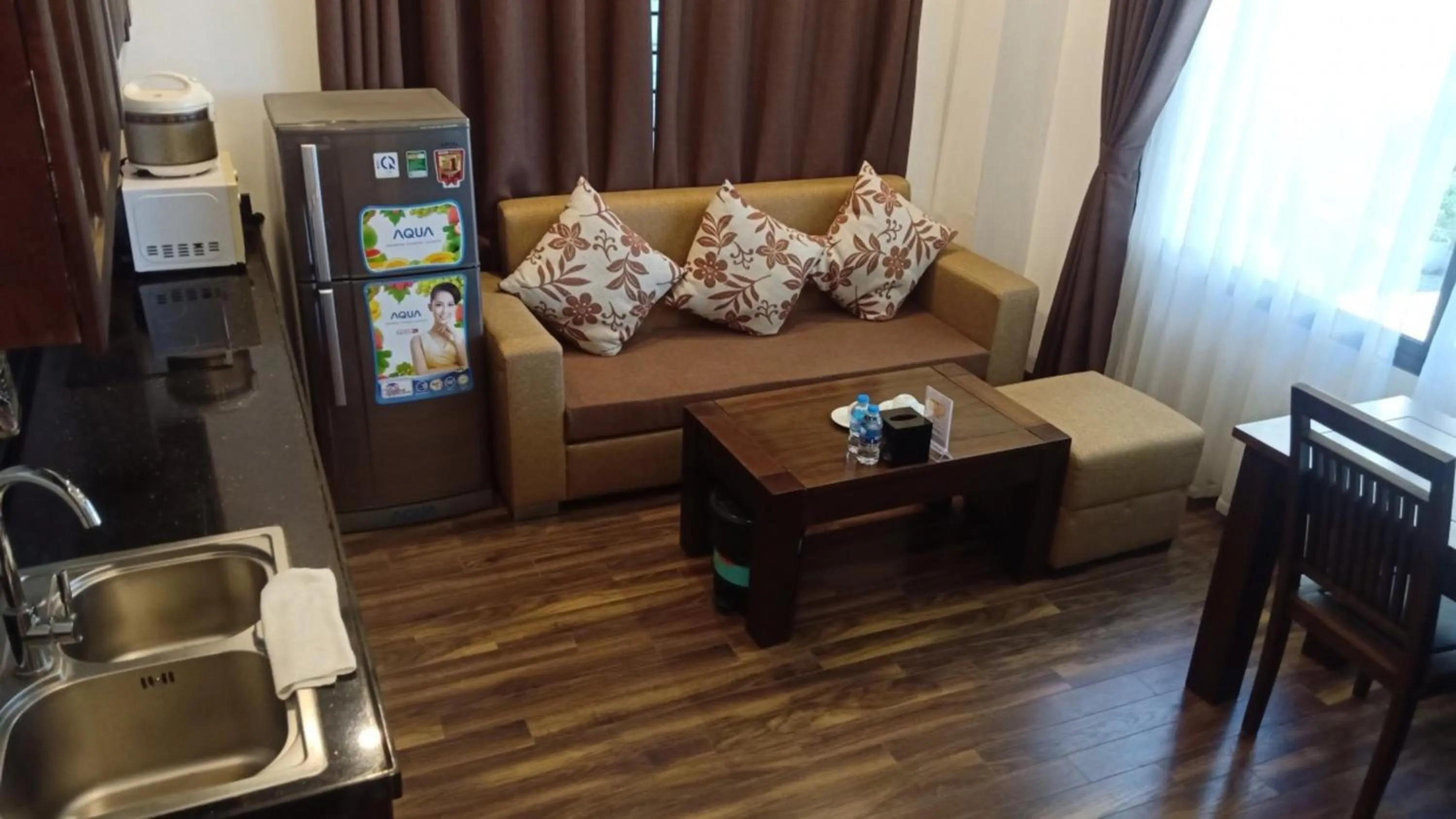 Seating area in Hana Stay Trần Quốc Hoàn