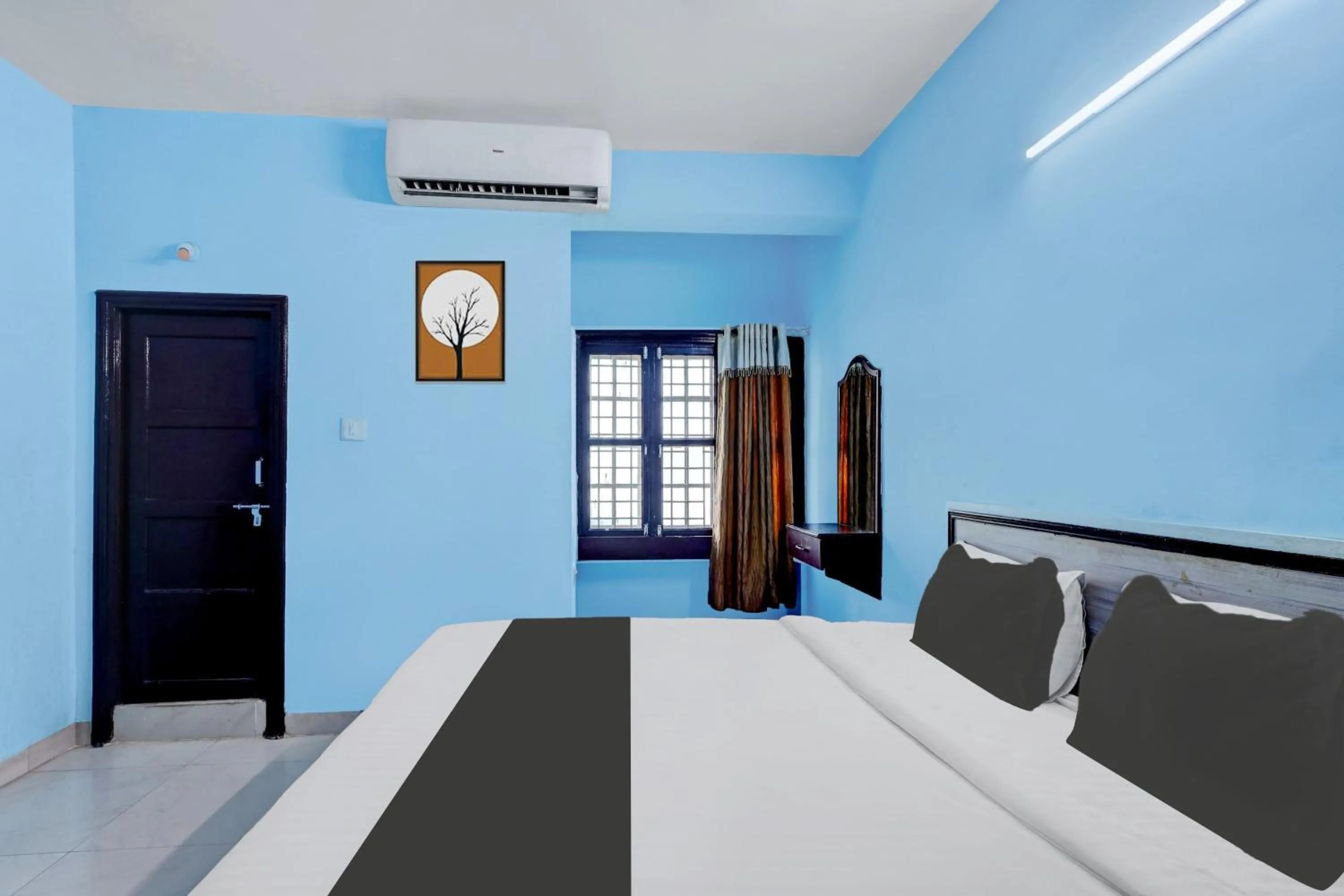 Bedroom, Bed in Super Hotel O Kennedy Nagar Near Railway Station formerly Jayalakshmi Residency