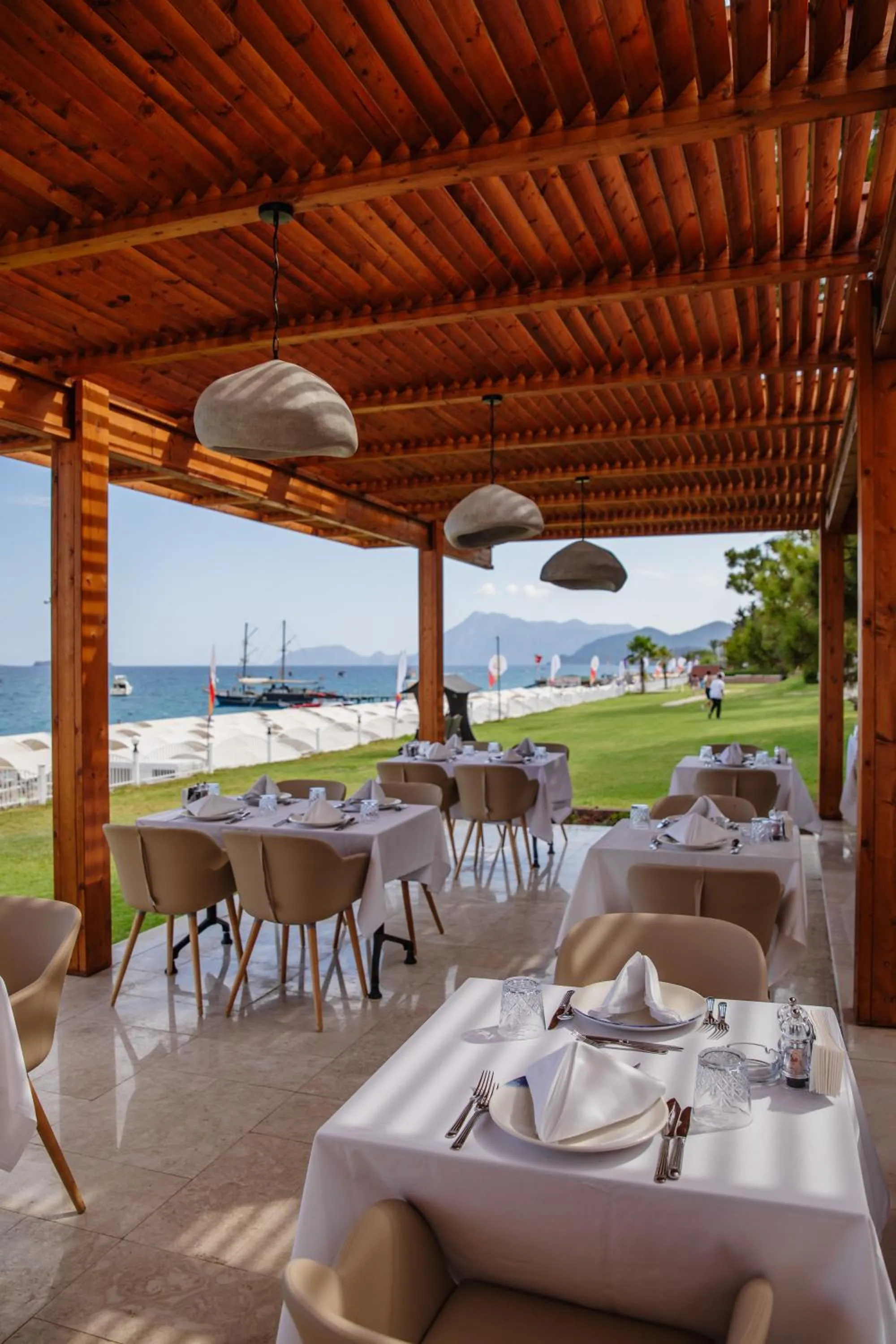 Restaurant/places to eat in Fun & Sun Club Saphire