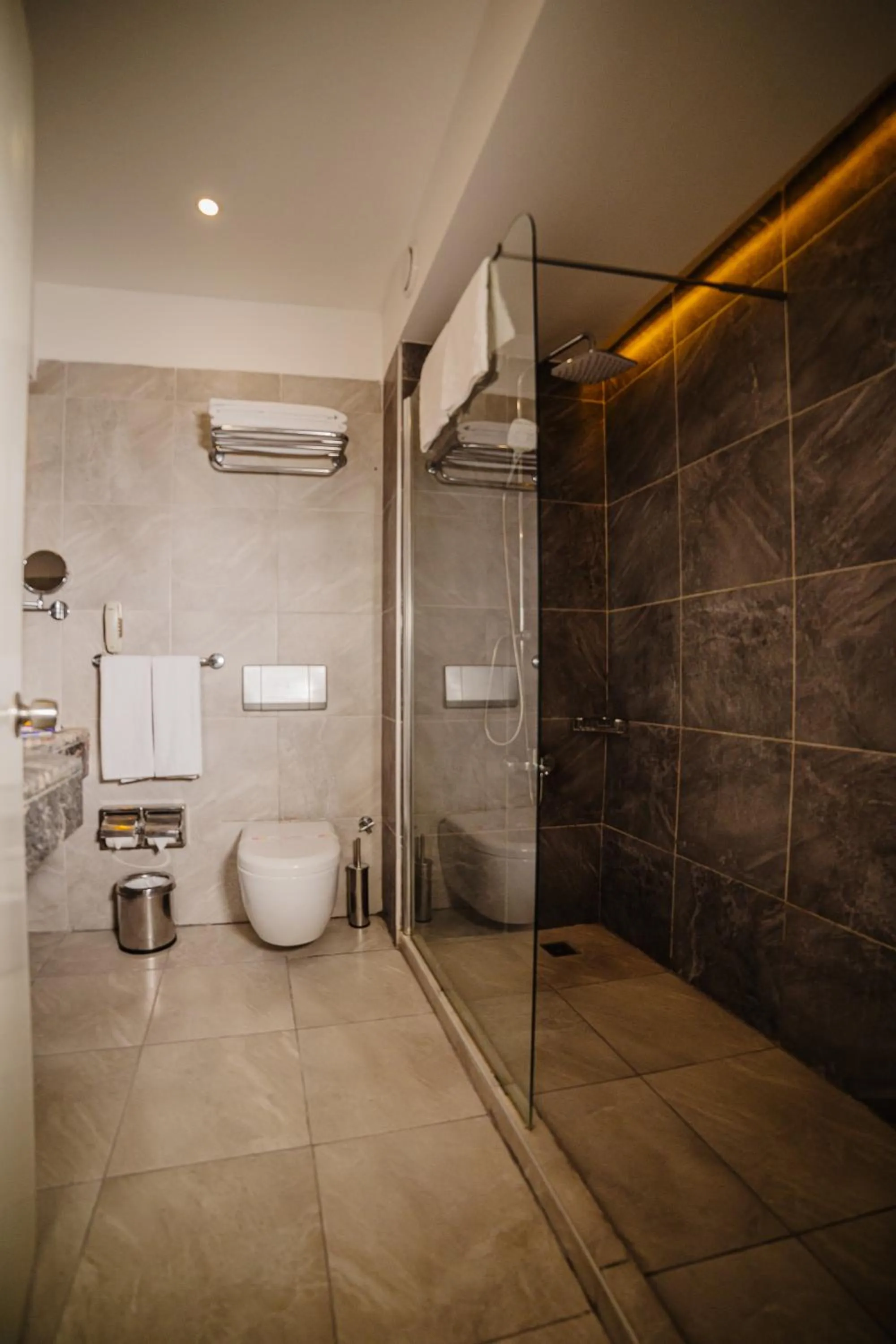 Shower in Fun & Sun Club Saphire