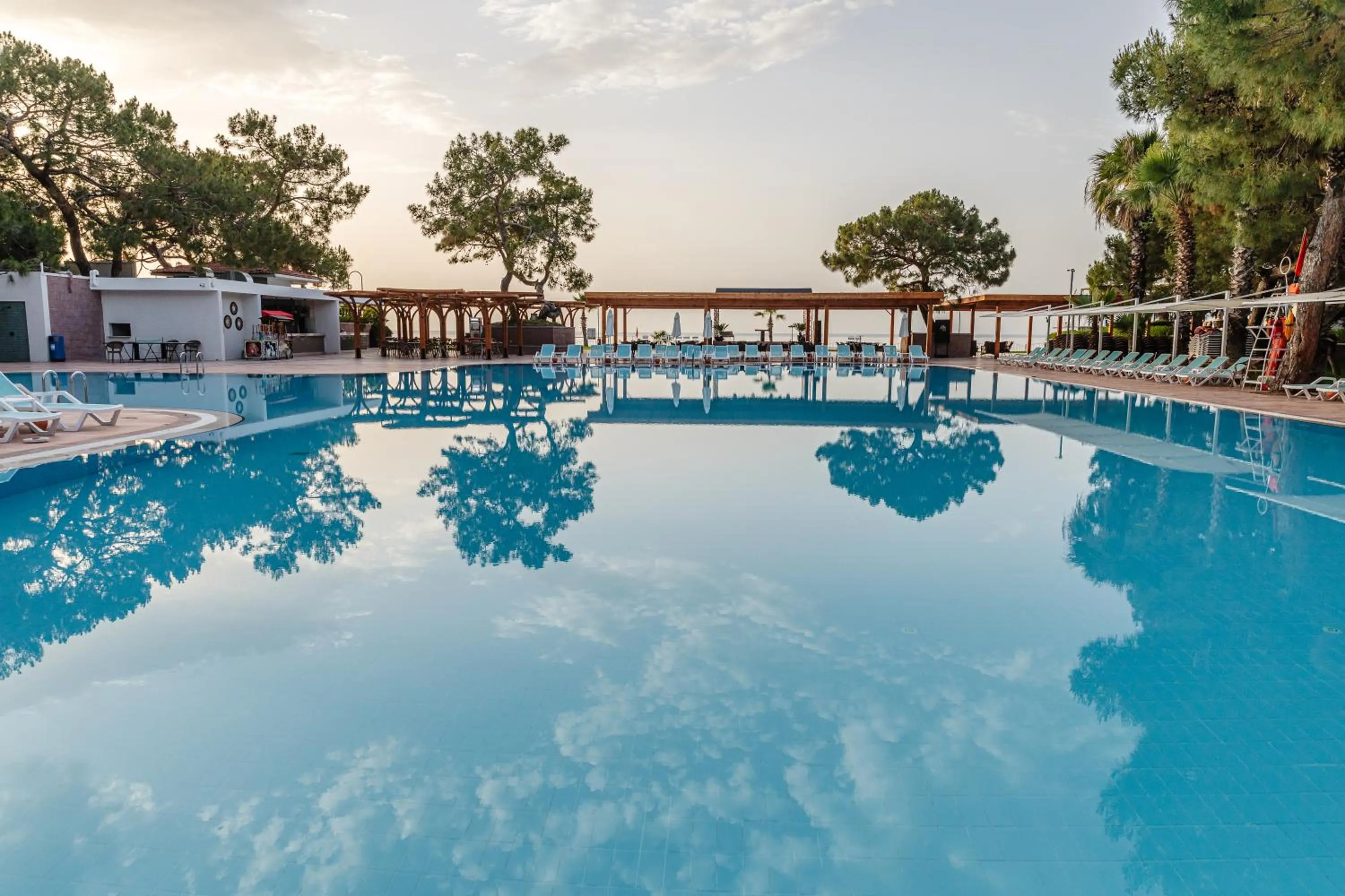 Pool view in Fun & Sun Club Saphire