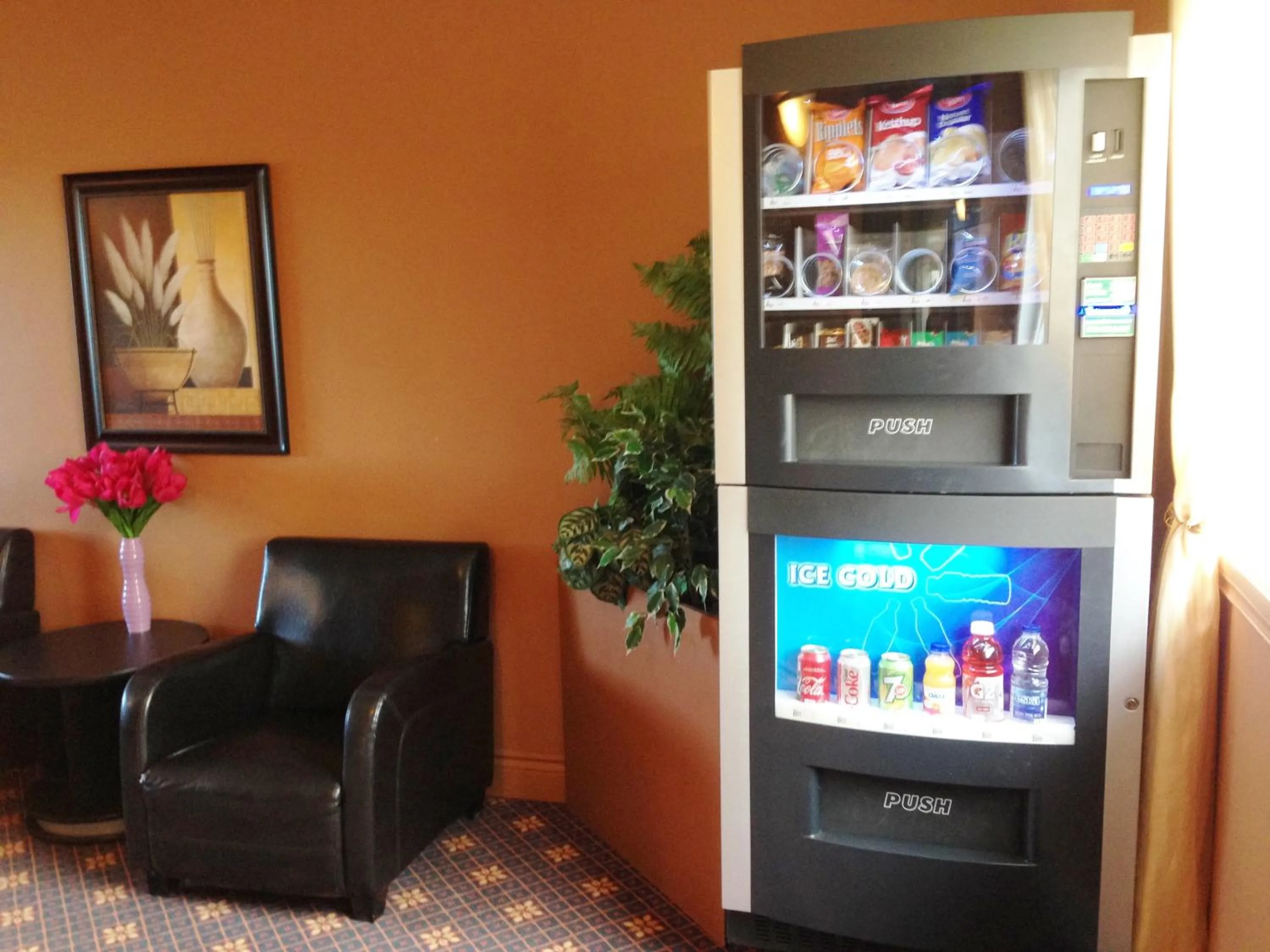 vending machine in Motel le Phare