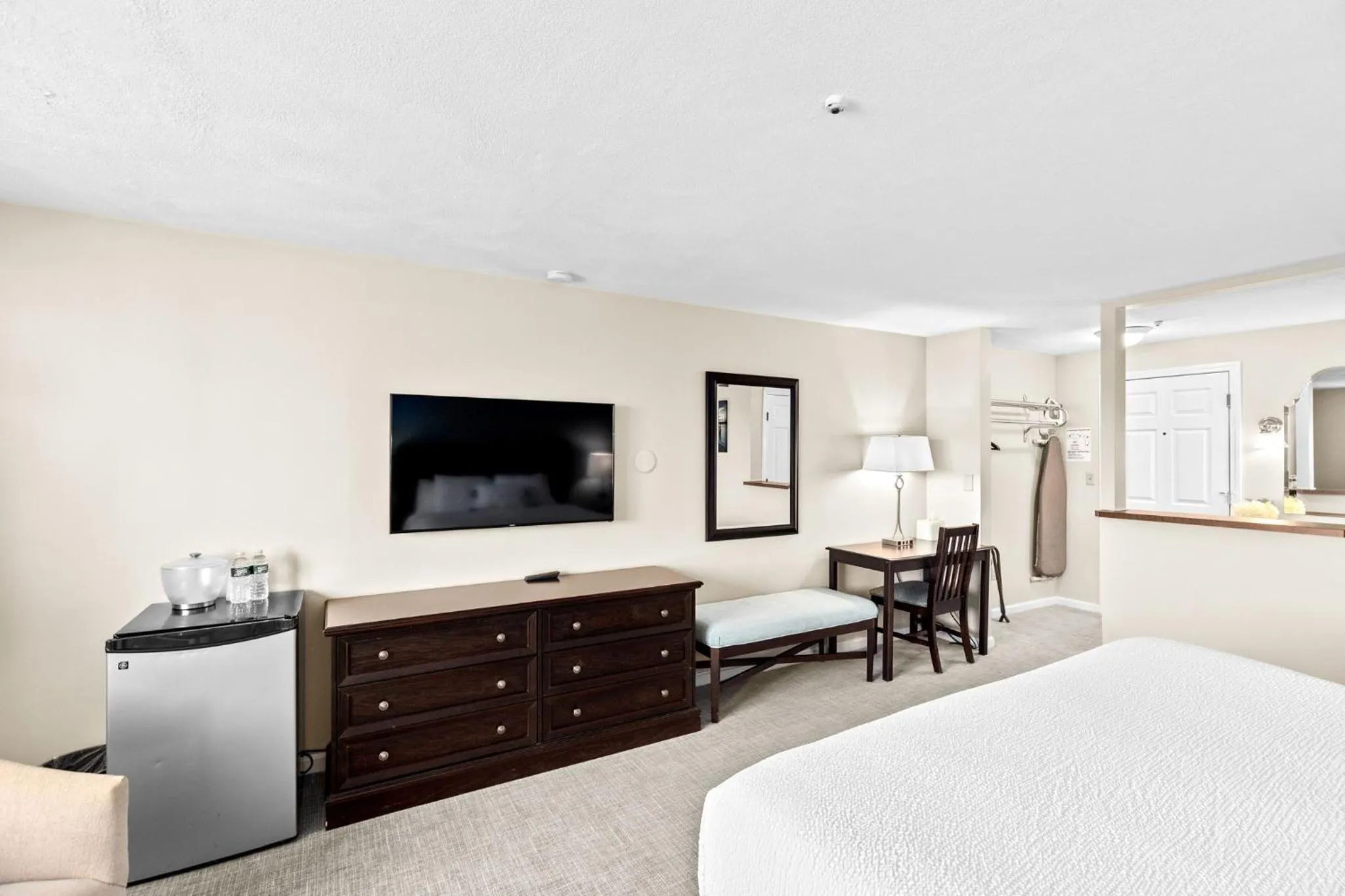 Bed in The Inn at Scituate Harbor