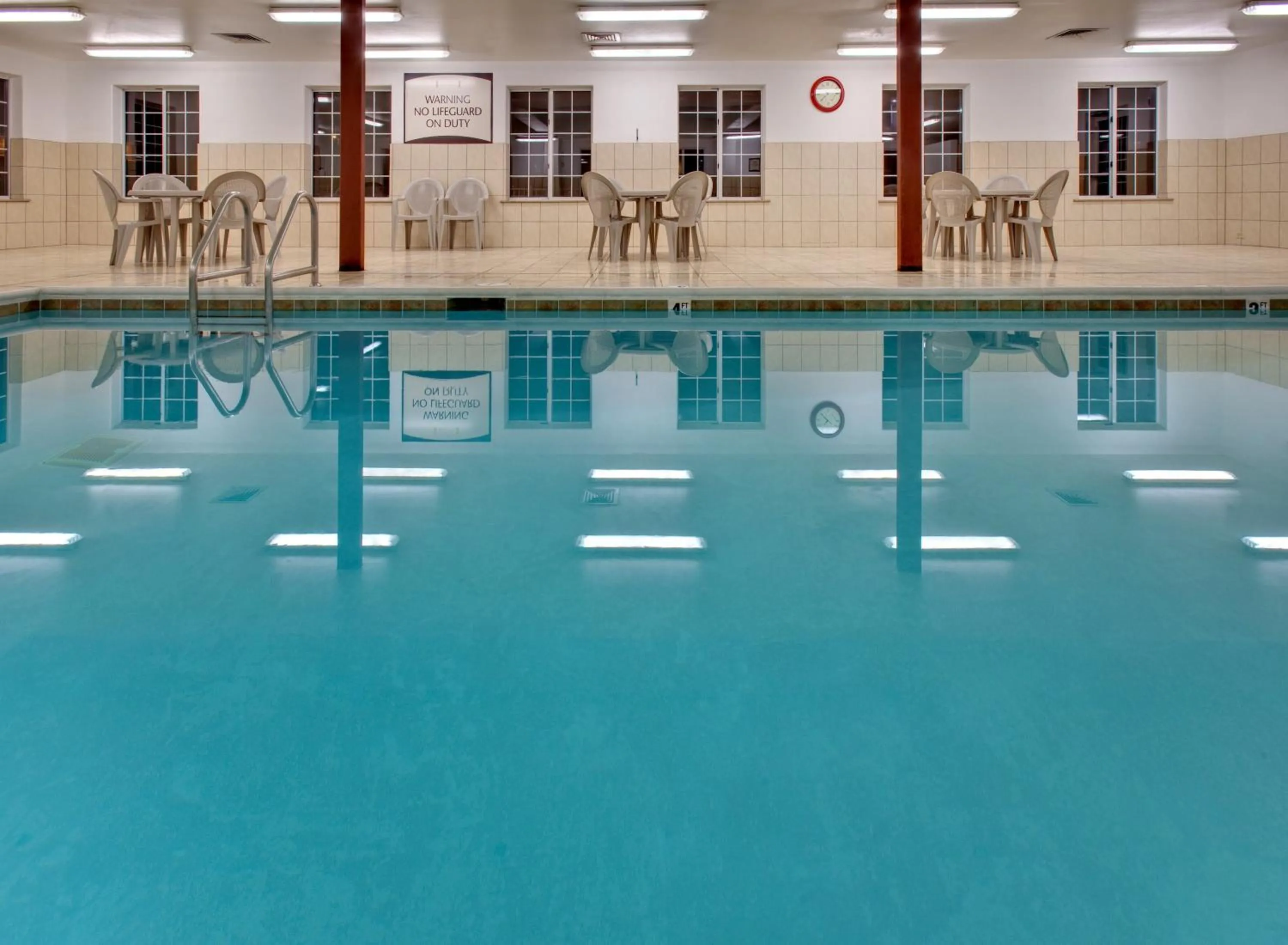 Swimming pool in Staybridge Suites Rockford by IHG