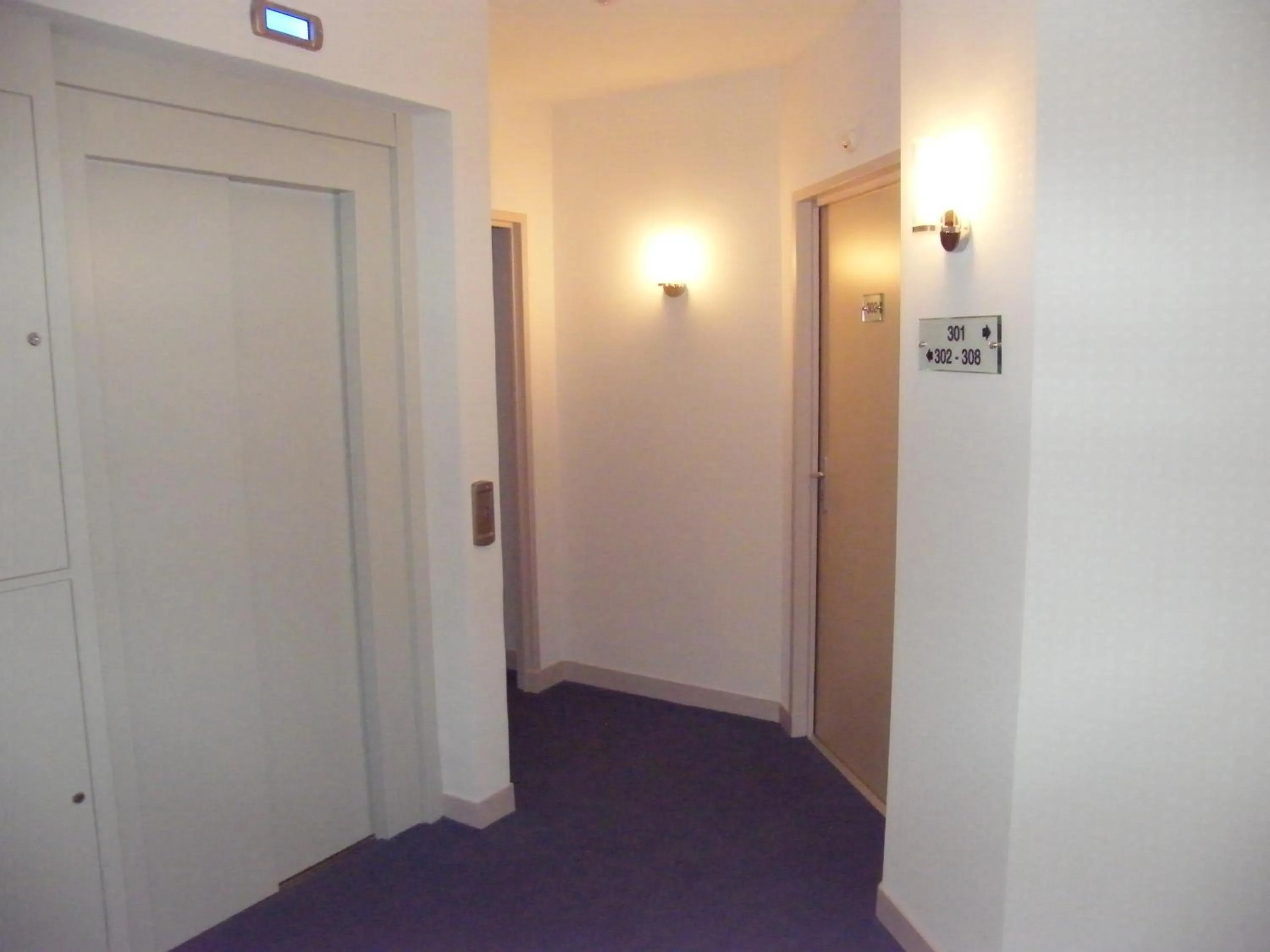 Other in Logis Hôtel Restaurant Le Puits Doré