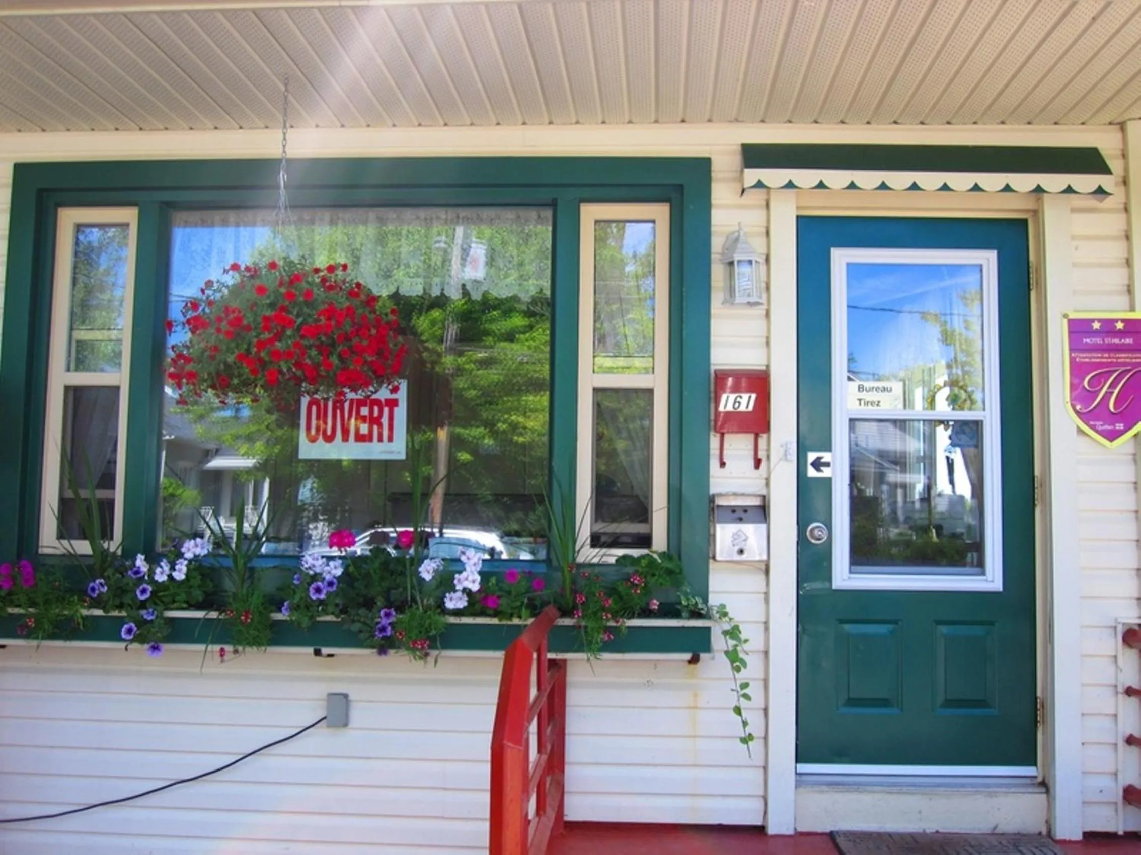 Facade/entrance in Motel Saint-Hilaire
