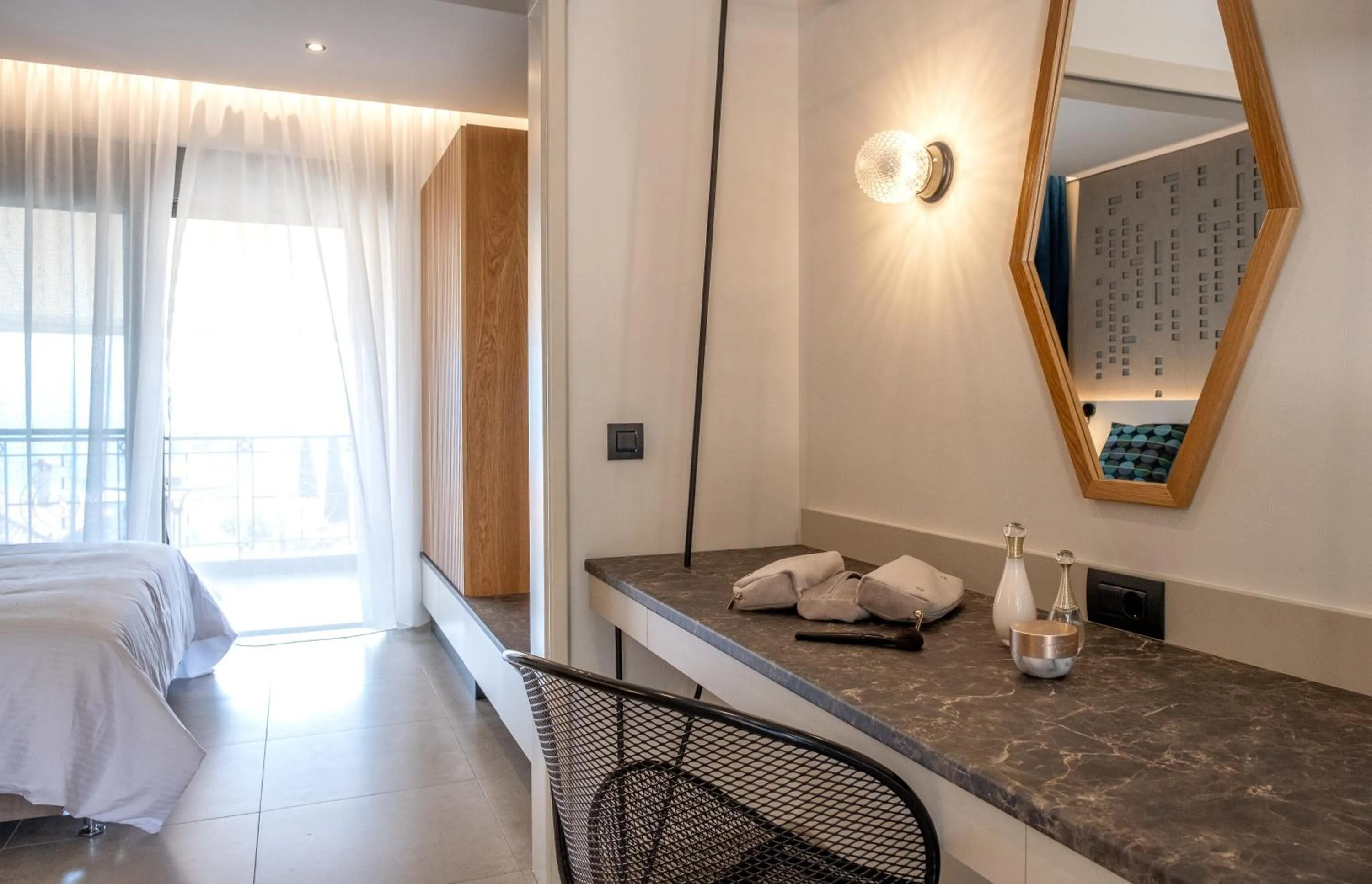 Living room, Bed in ELIXIA