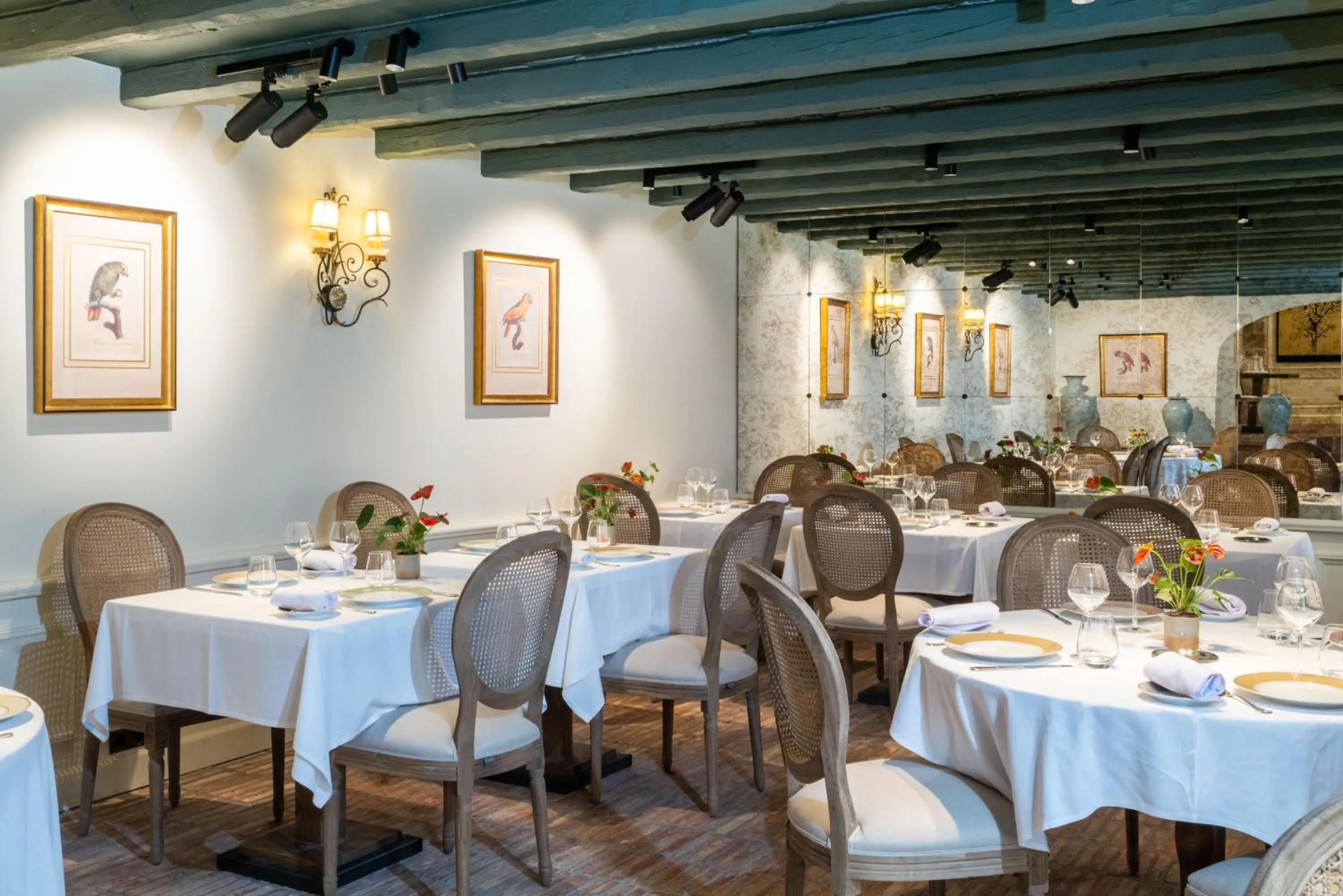 Restaurant/places to eat in Hotel Le Saint Paul