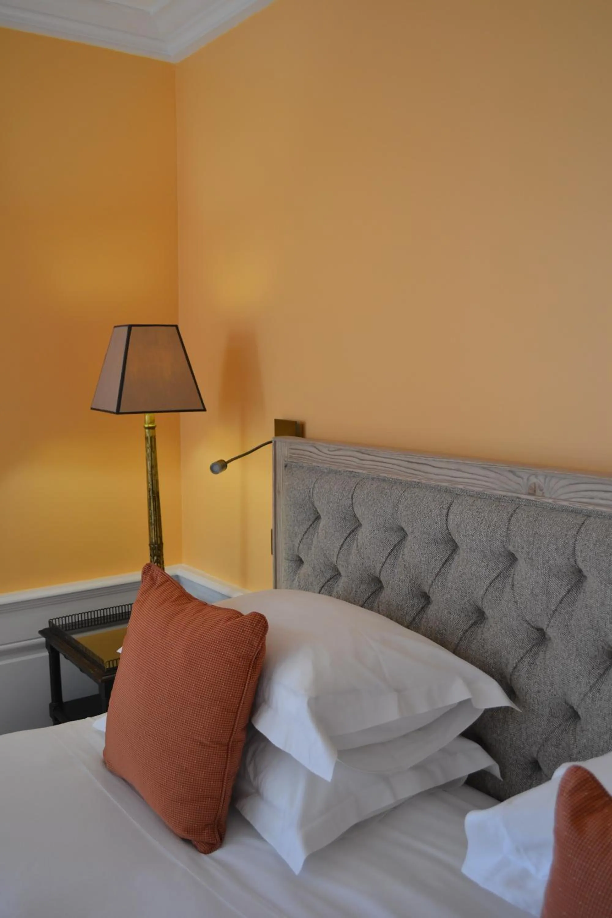 Bed in Hotel Le Saint Paul