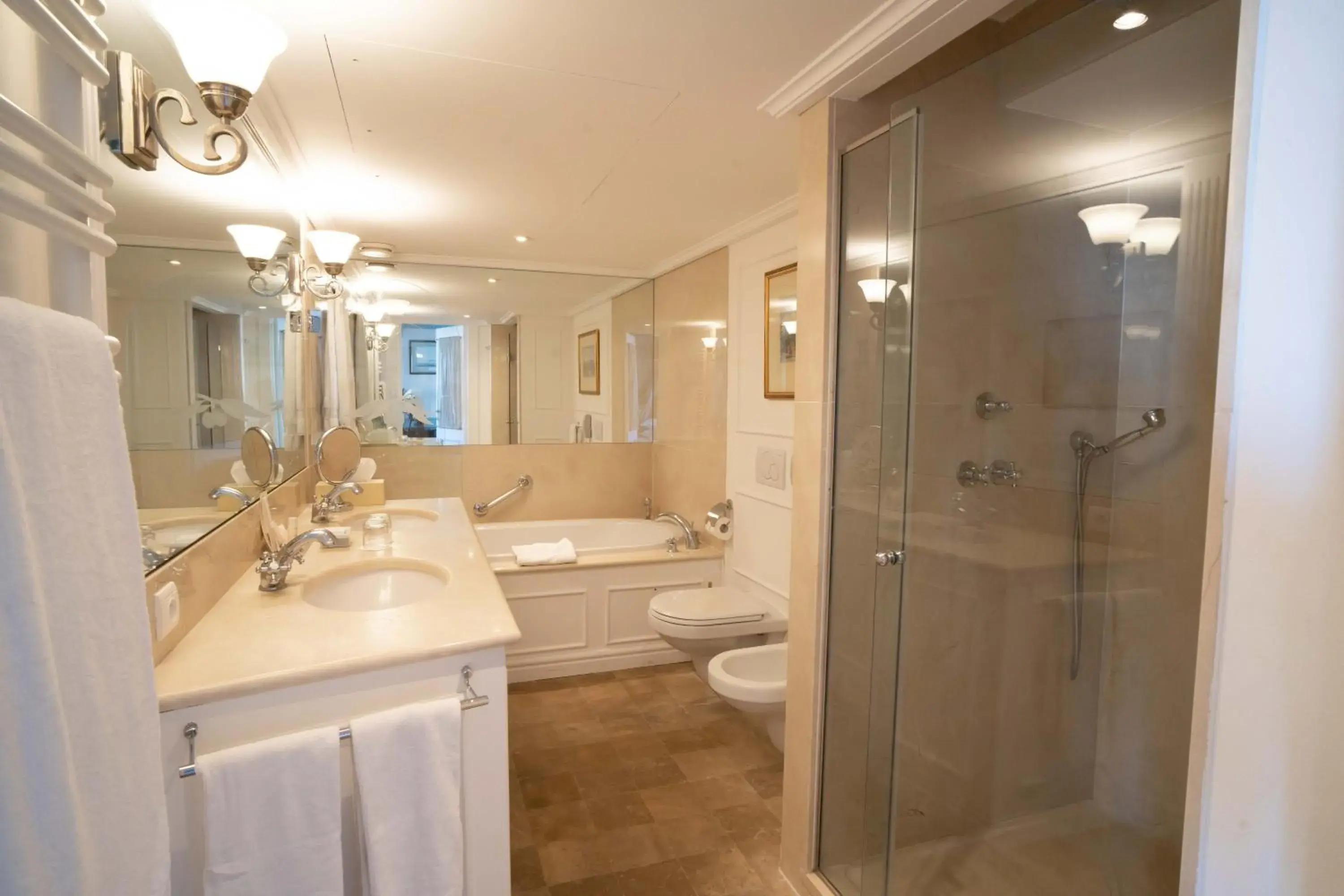 Junior Suite Valley in Hotel Le Saint Paul Junior Suite Valley in Hotel Le Saint Paul